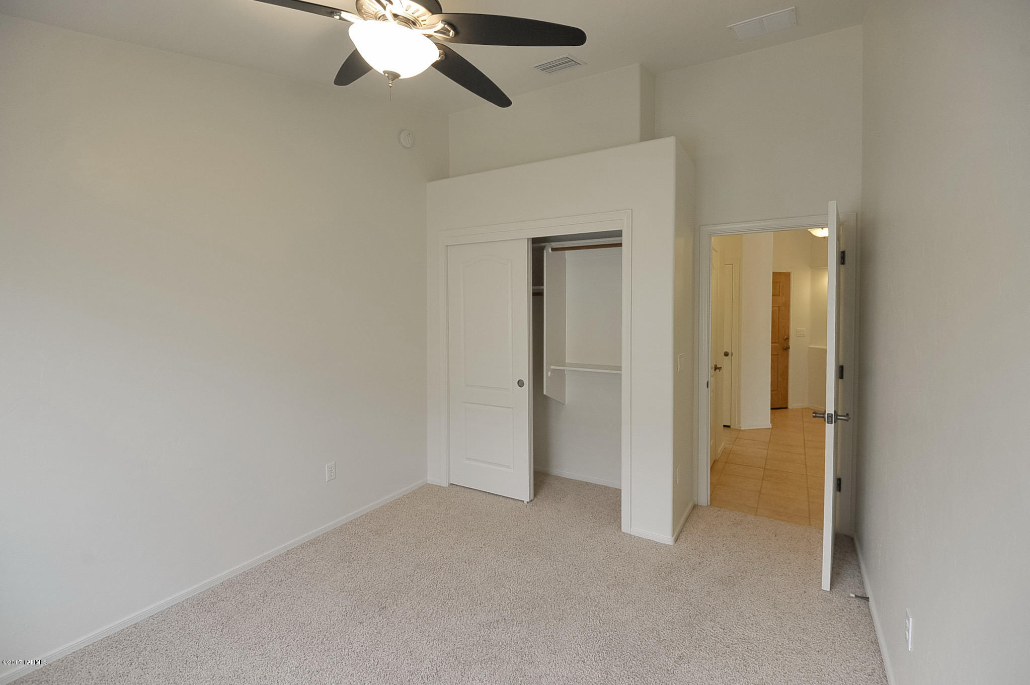 Valencia Reserve (1-326) - Residential Lease