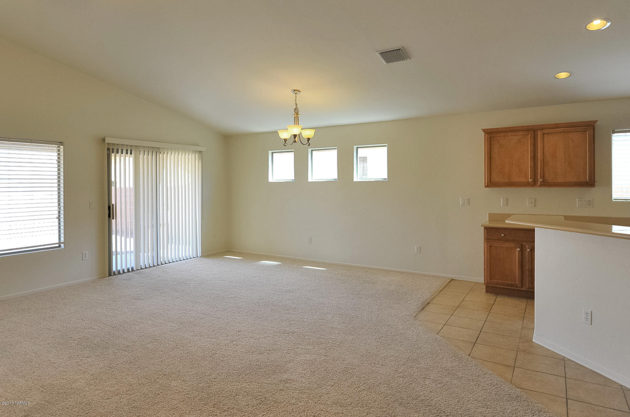 Valencia Reserve (1-326) - Residential Lease