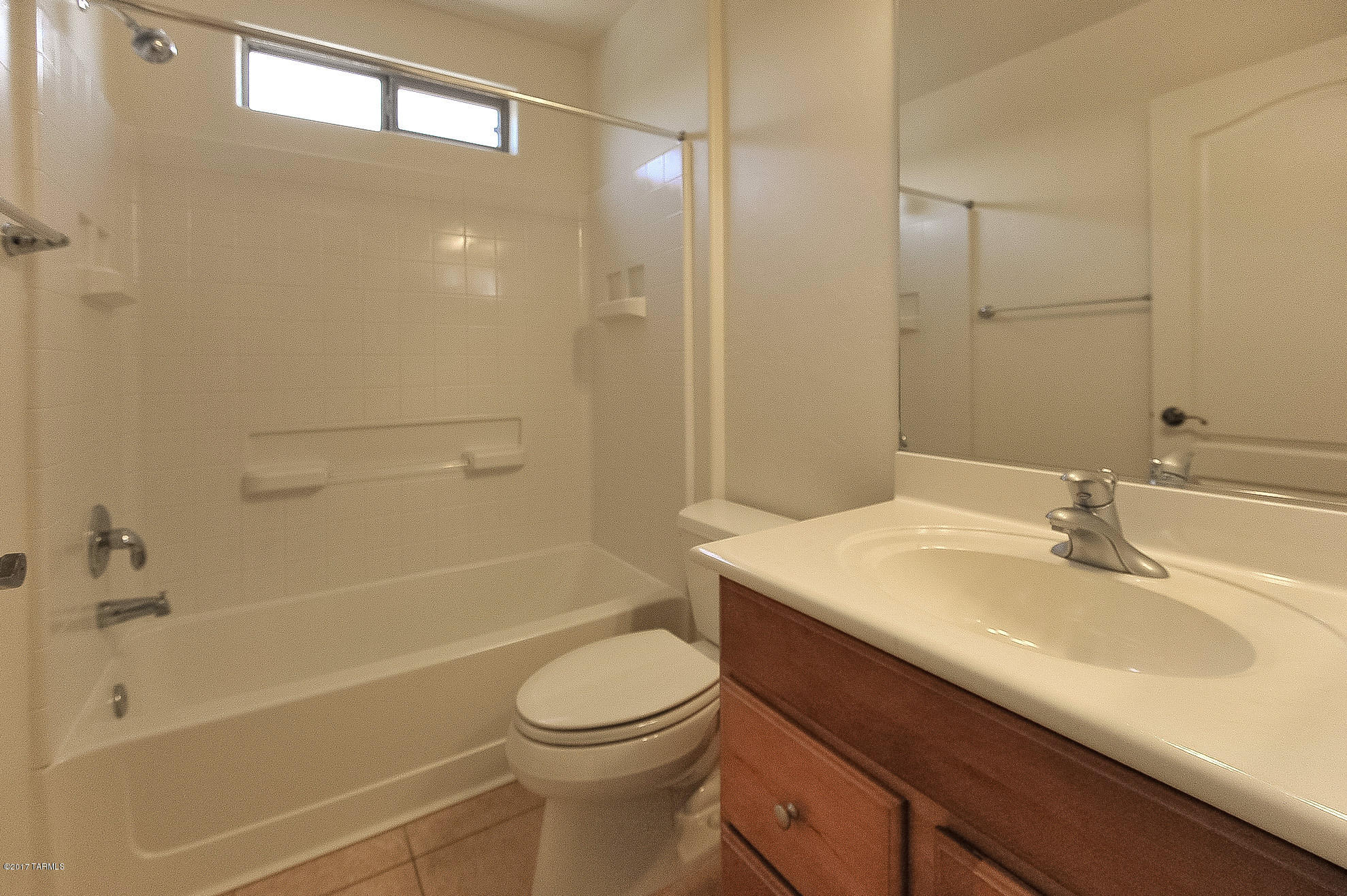 Valencia Reserve (1-326) - Residential Lease