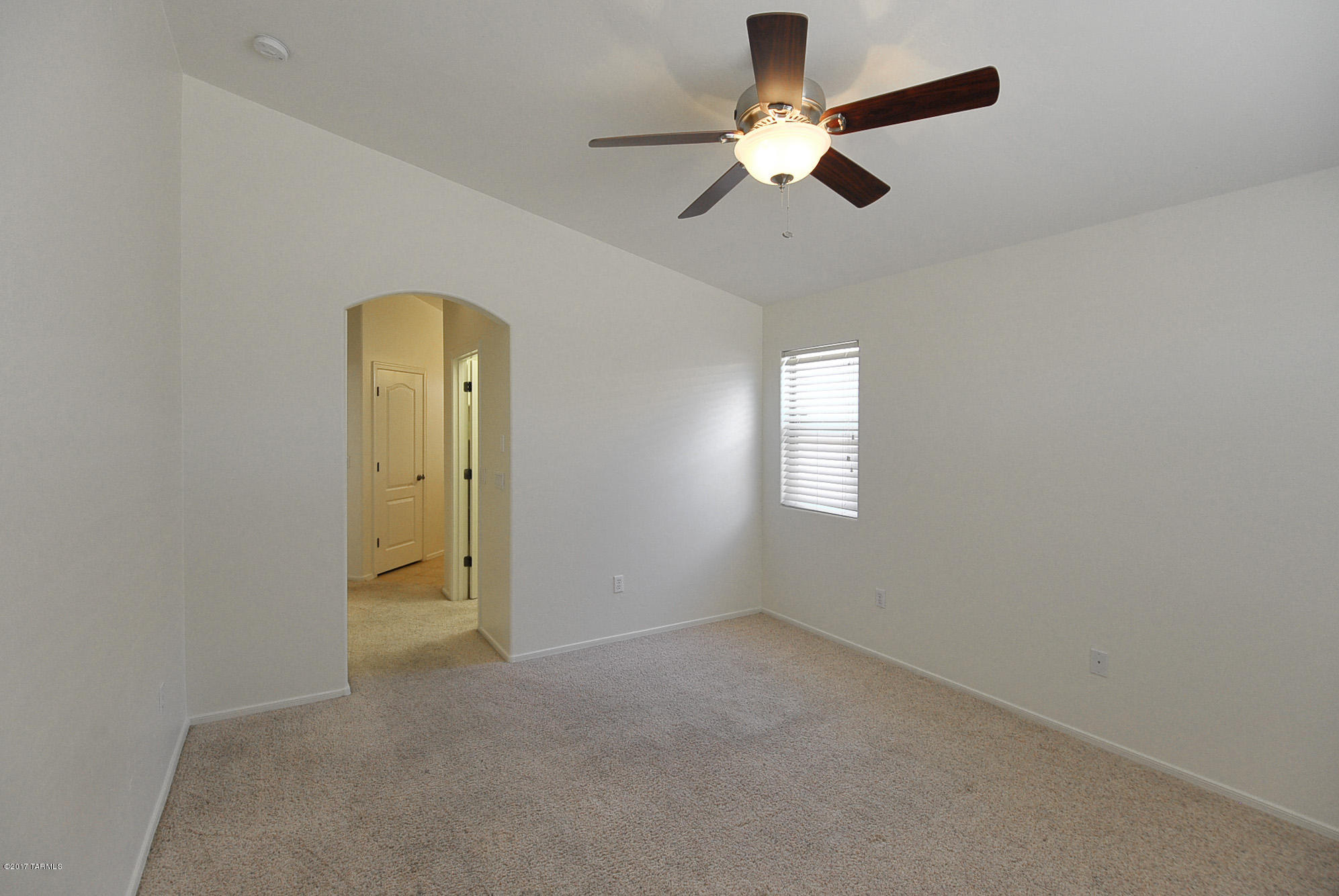 Valencia Reserve (1-326) - Residential Lease