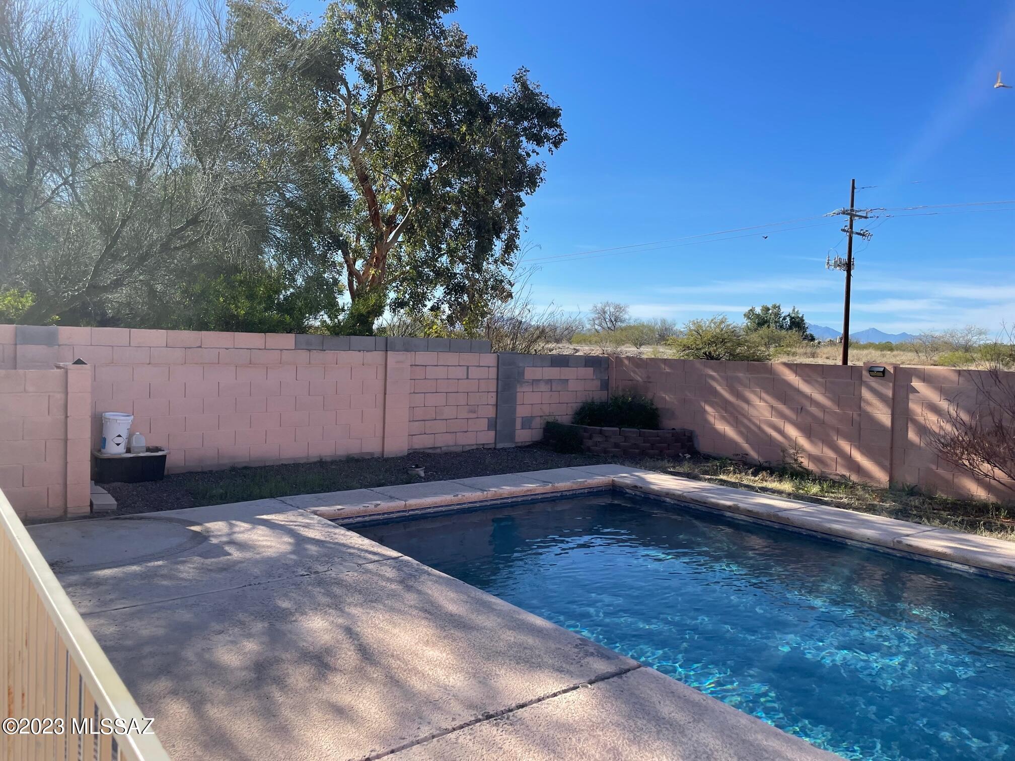 Diamond Key At Rita Ranch NO. 2 (1-67) - Residential Lease