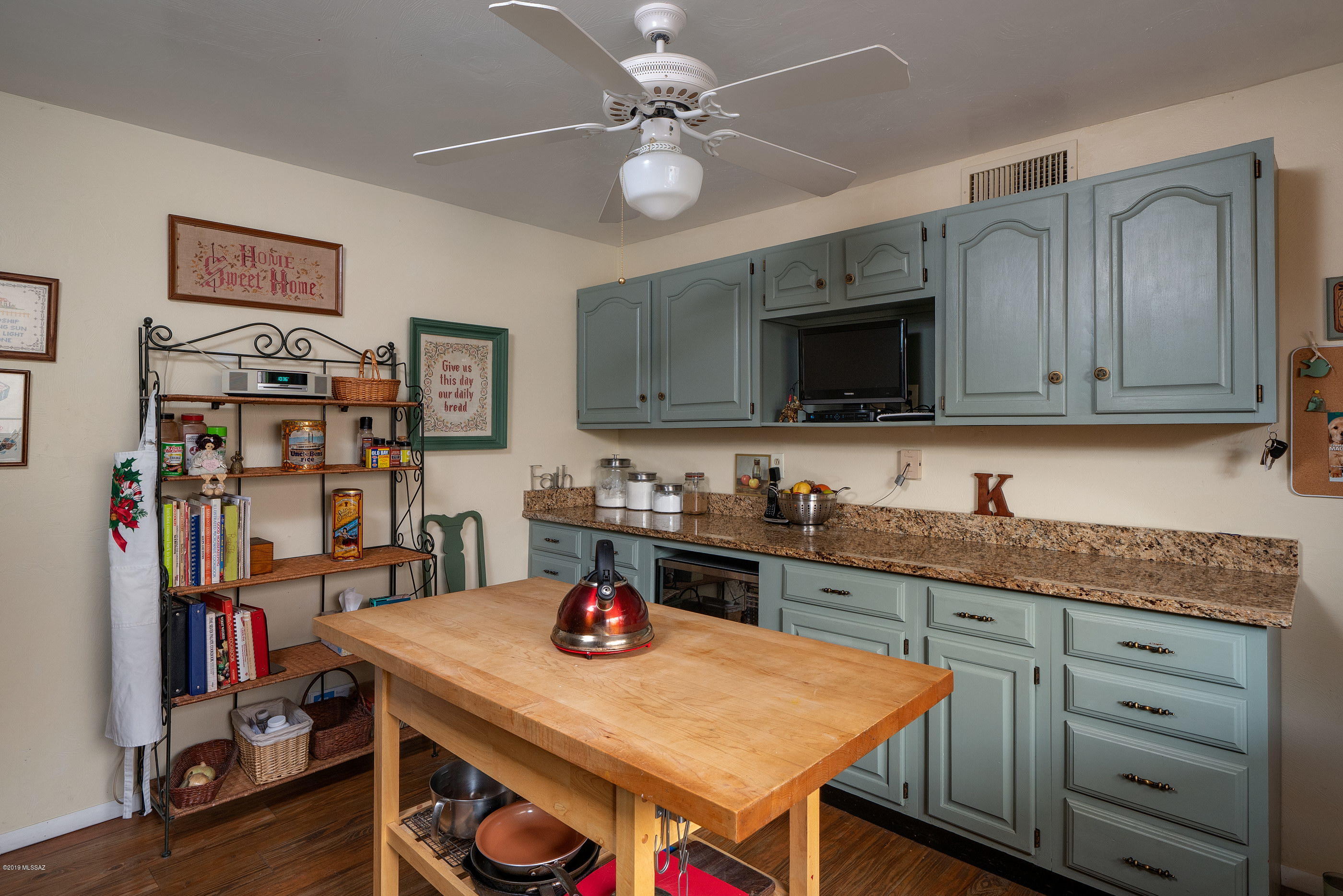 Rolling Hills Towne House - Residential