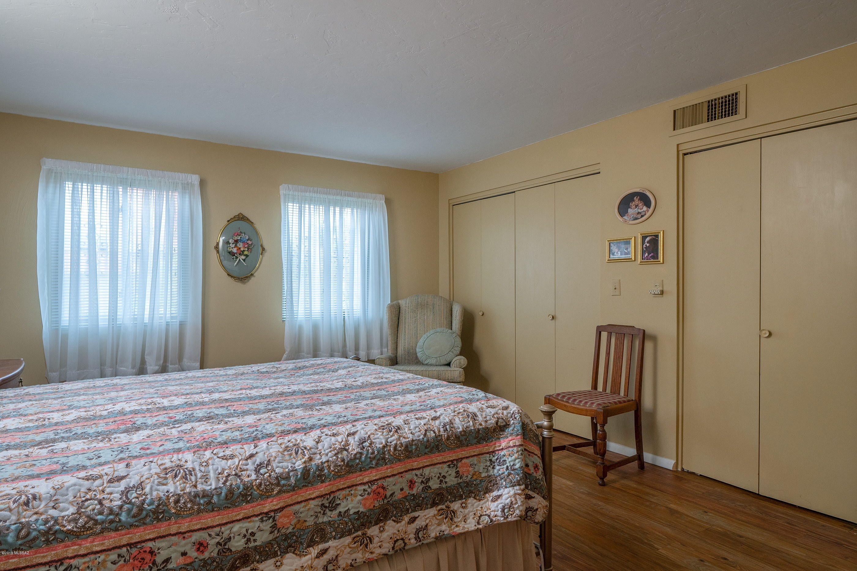 Rolling Hills Towne House - Residential