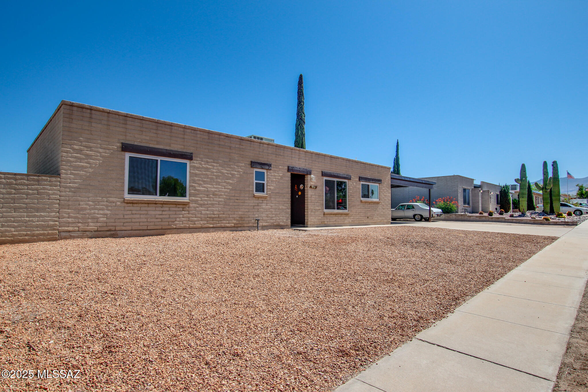 9761 E Sellarole Road