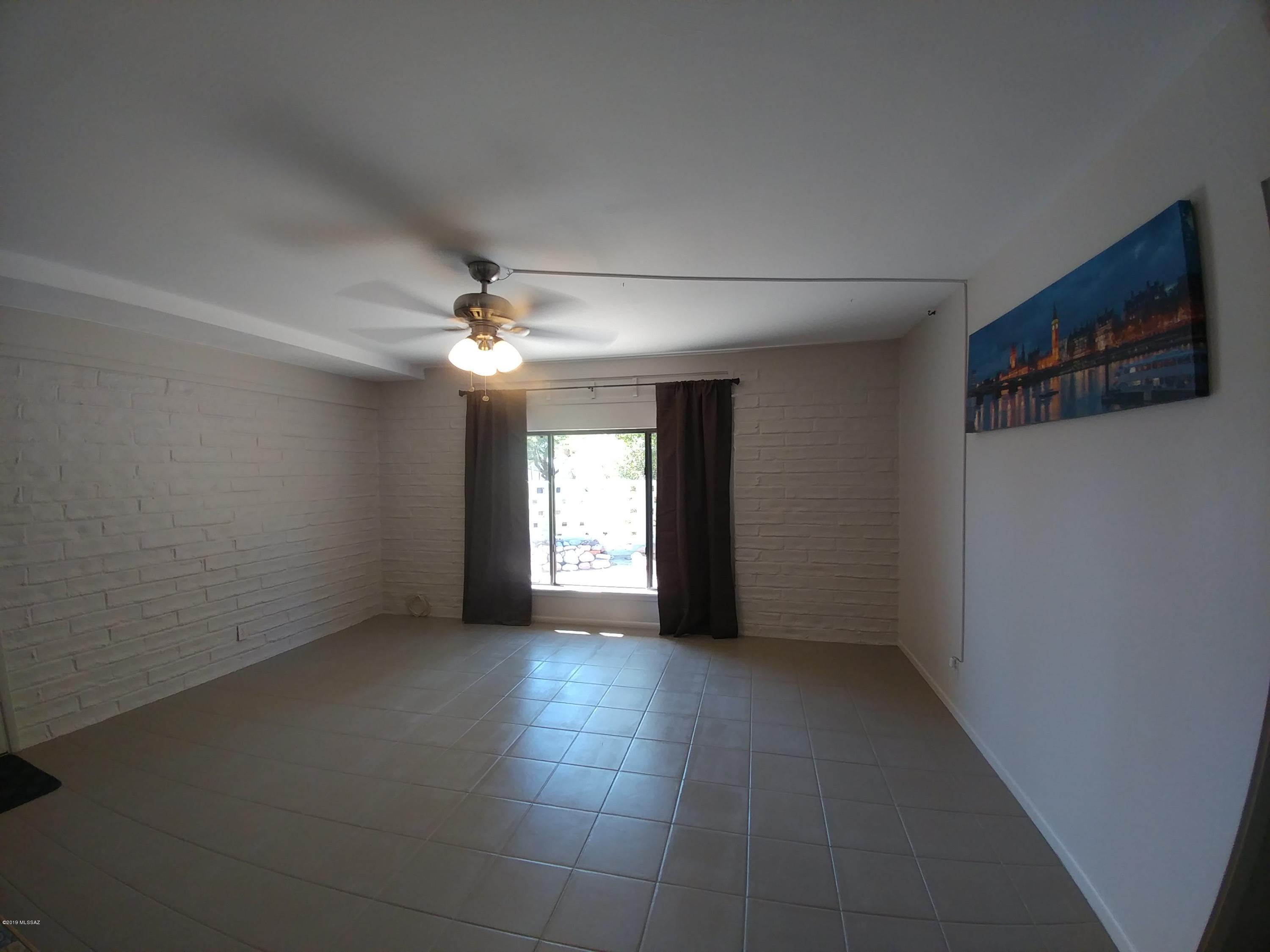 Tucson, Arizona 85710, United States, 3 Bedrooms Bedrooms, ,2 BathroomsBathrooms,Residential,Active,82521