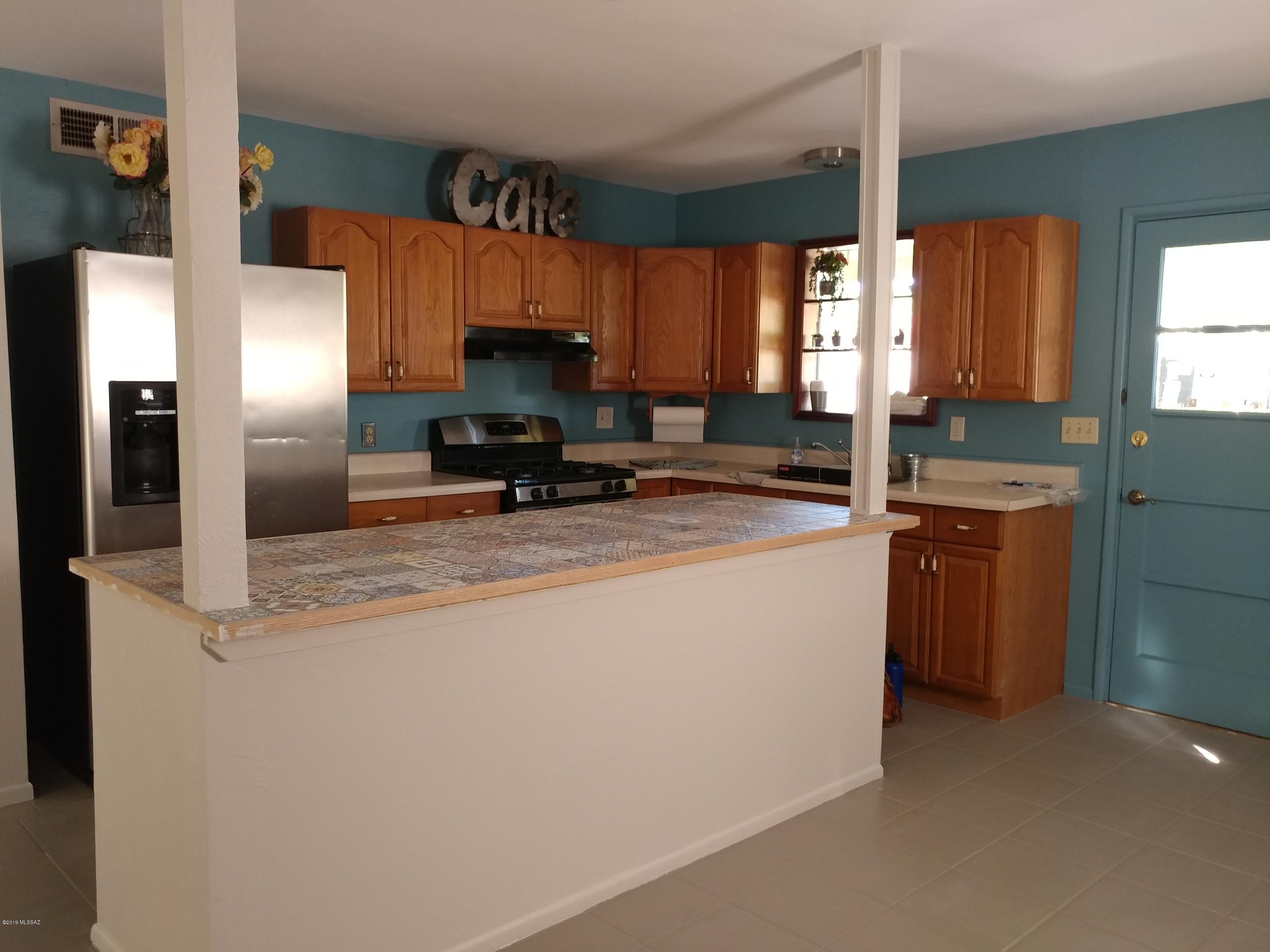 Tucson, Arizona 85710, United States, 3 Bedrooms Bedrooms, ,2 BathroomsBathrooms,Residential,Active,82521