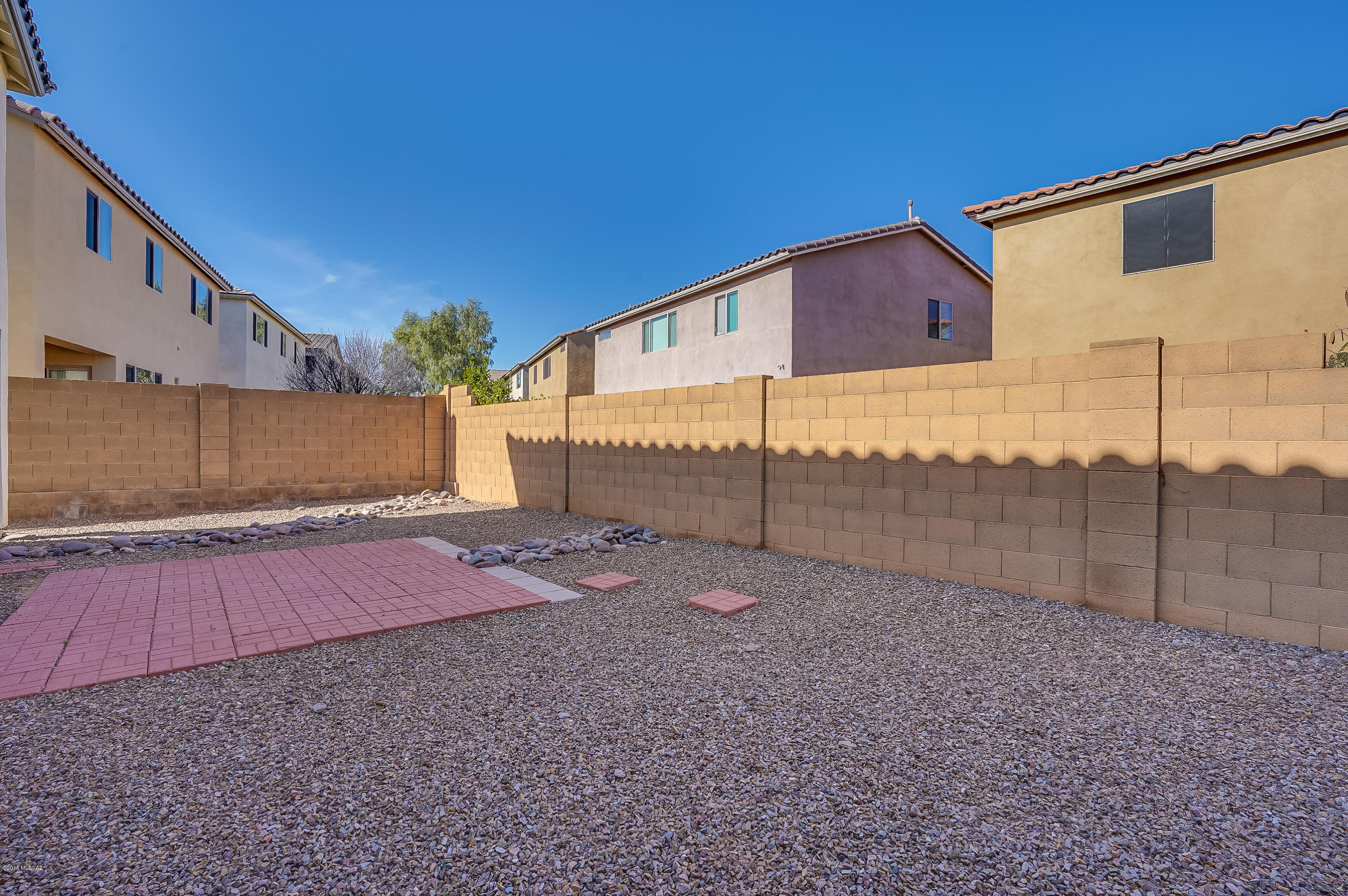 Presidio De Cancion (1-200) - Residential