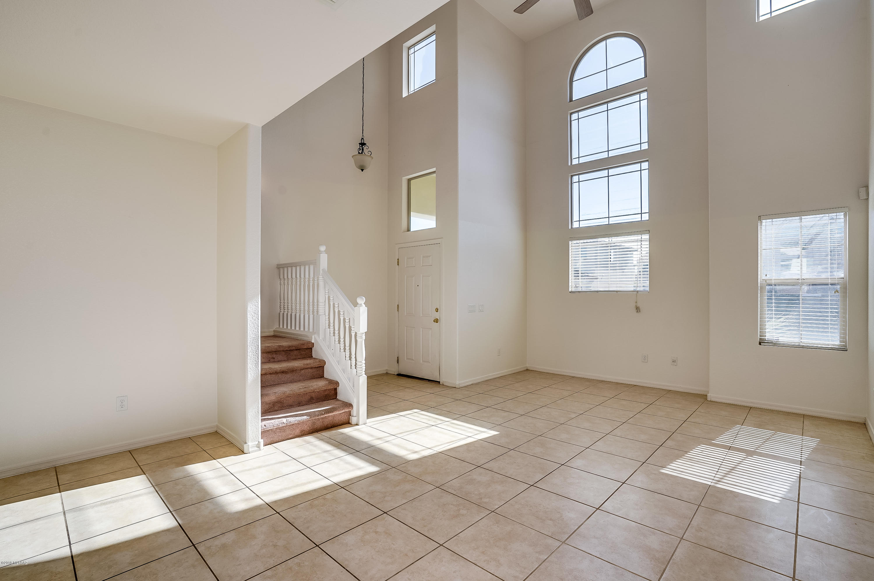 Presidio De Cancion (1-200) - Residential