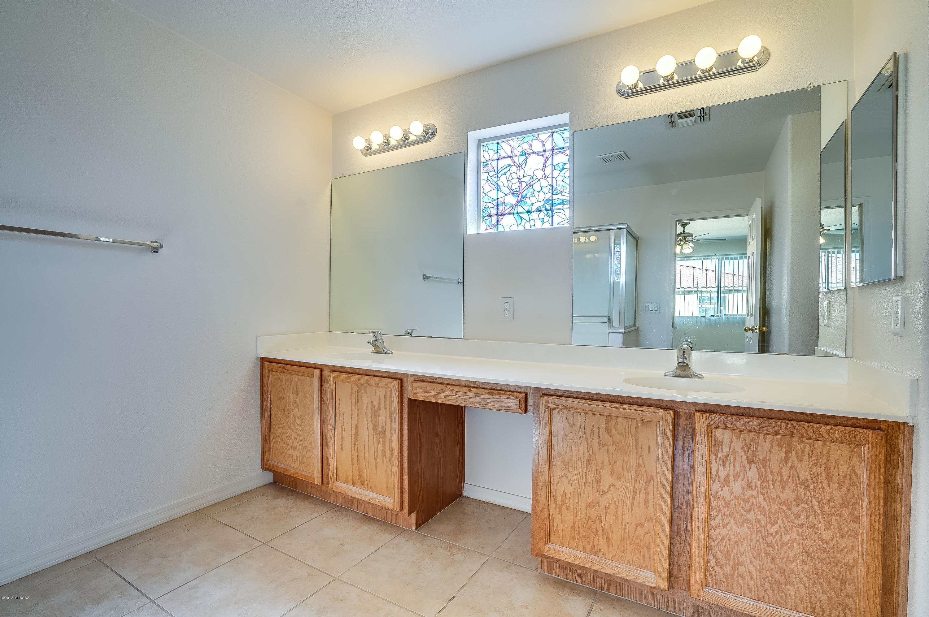 Presidio De Cancion (1-200) - Residential