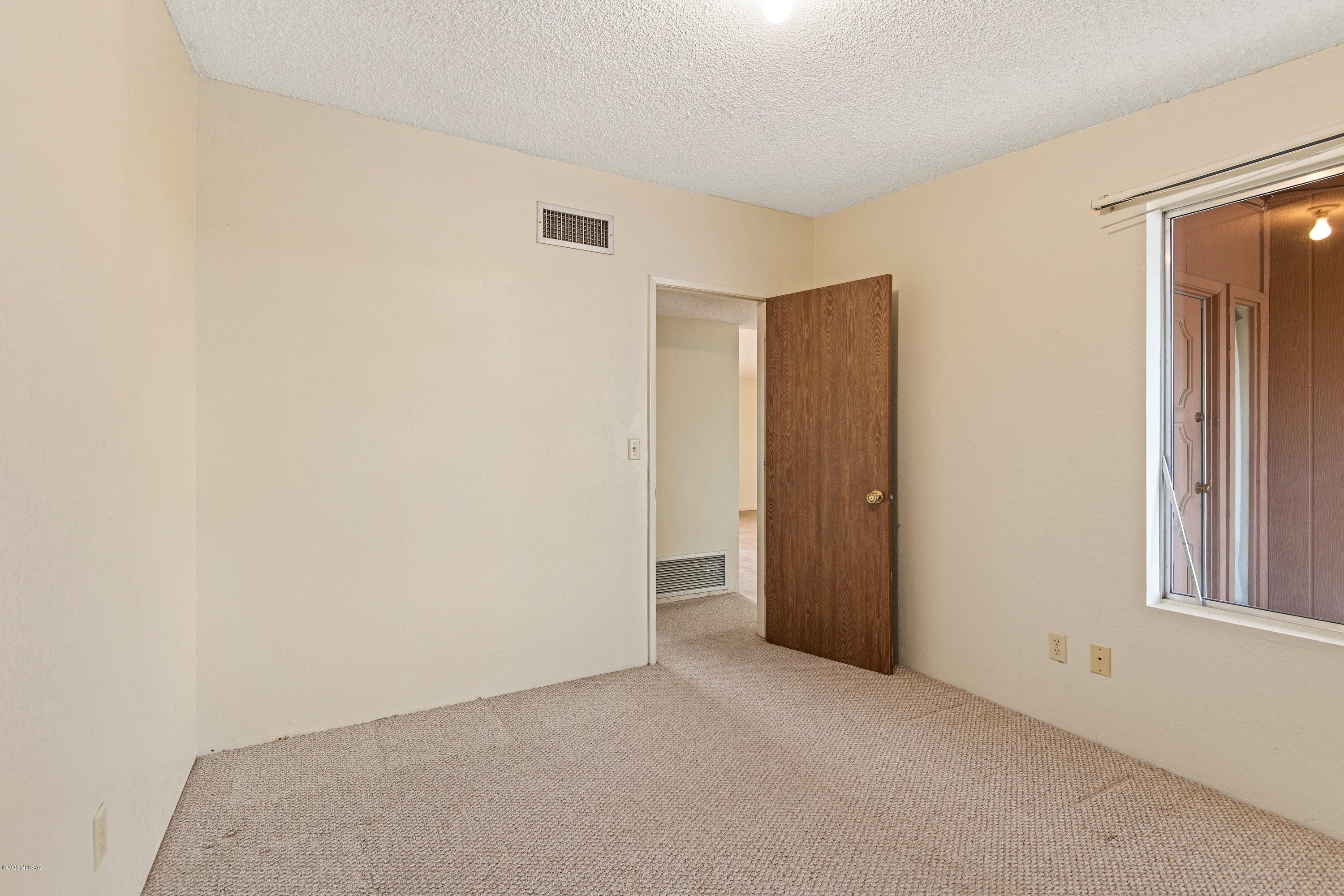 Casas Adobes Estates (650-760) - Residential
