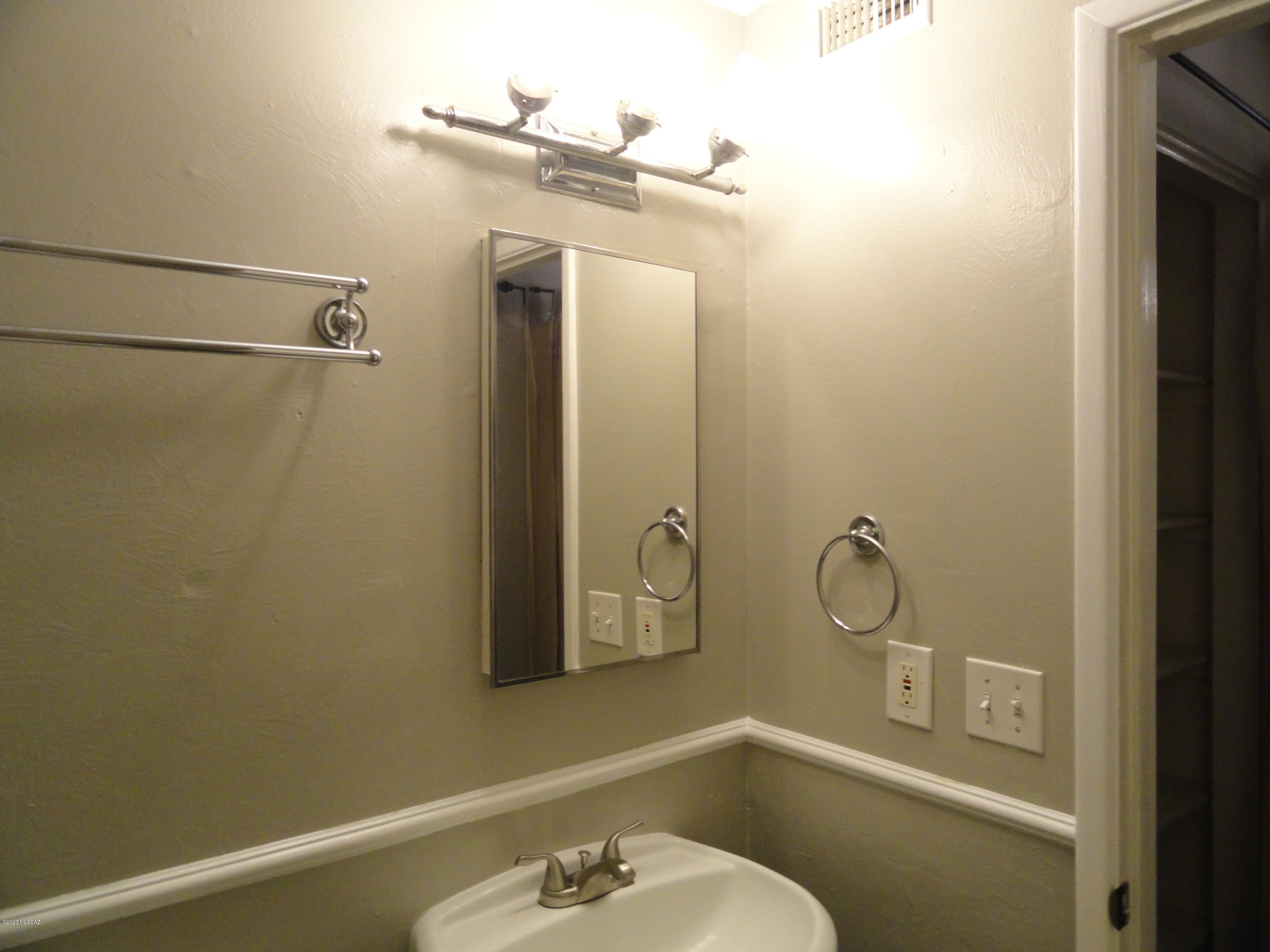 Palm Grove Clusters (1-7) - Residential Lease
