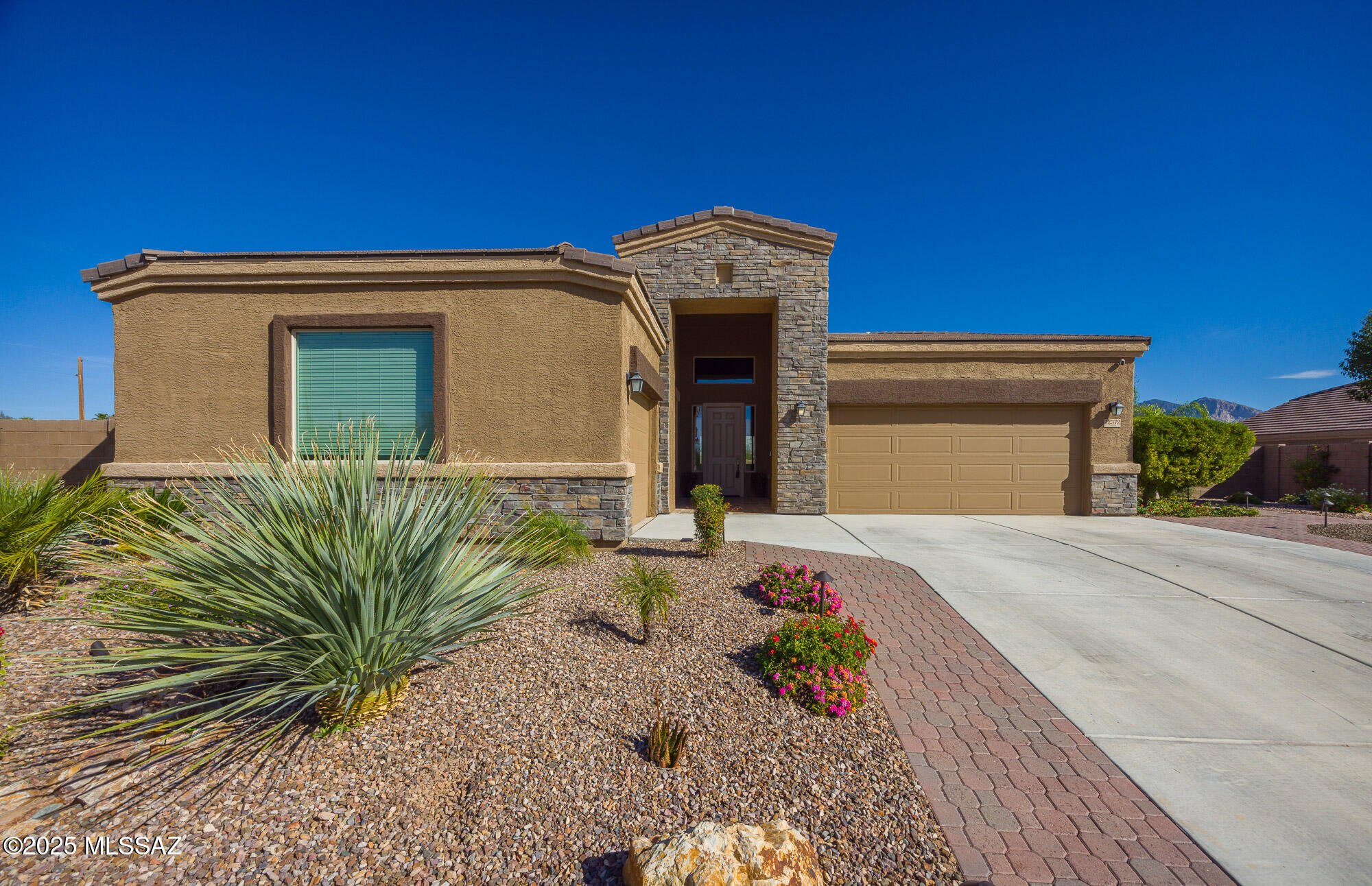 12372 N Miller Canyon Court