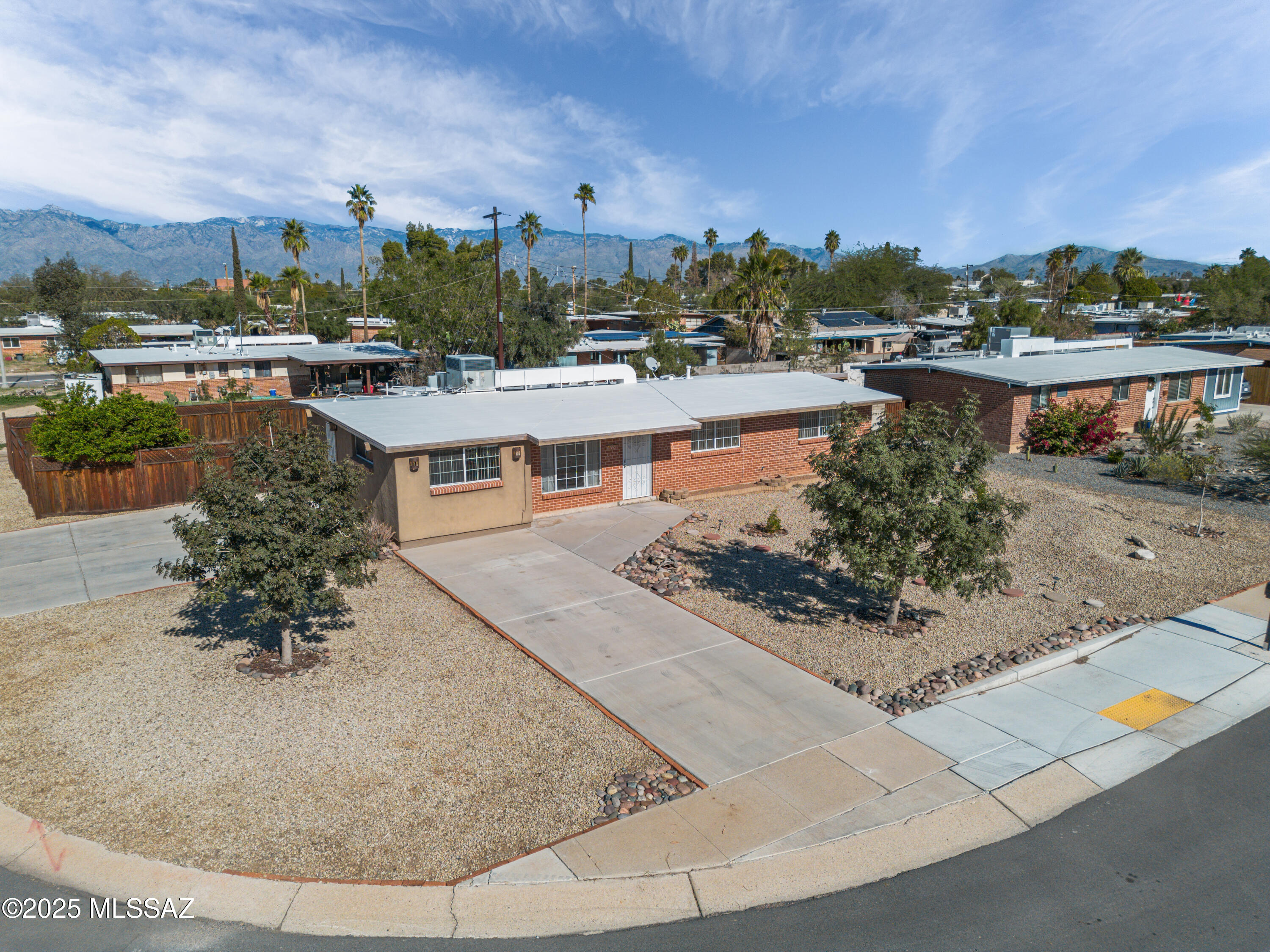 6901 E Calle Neptuno