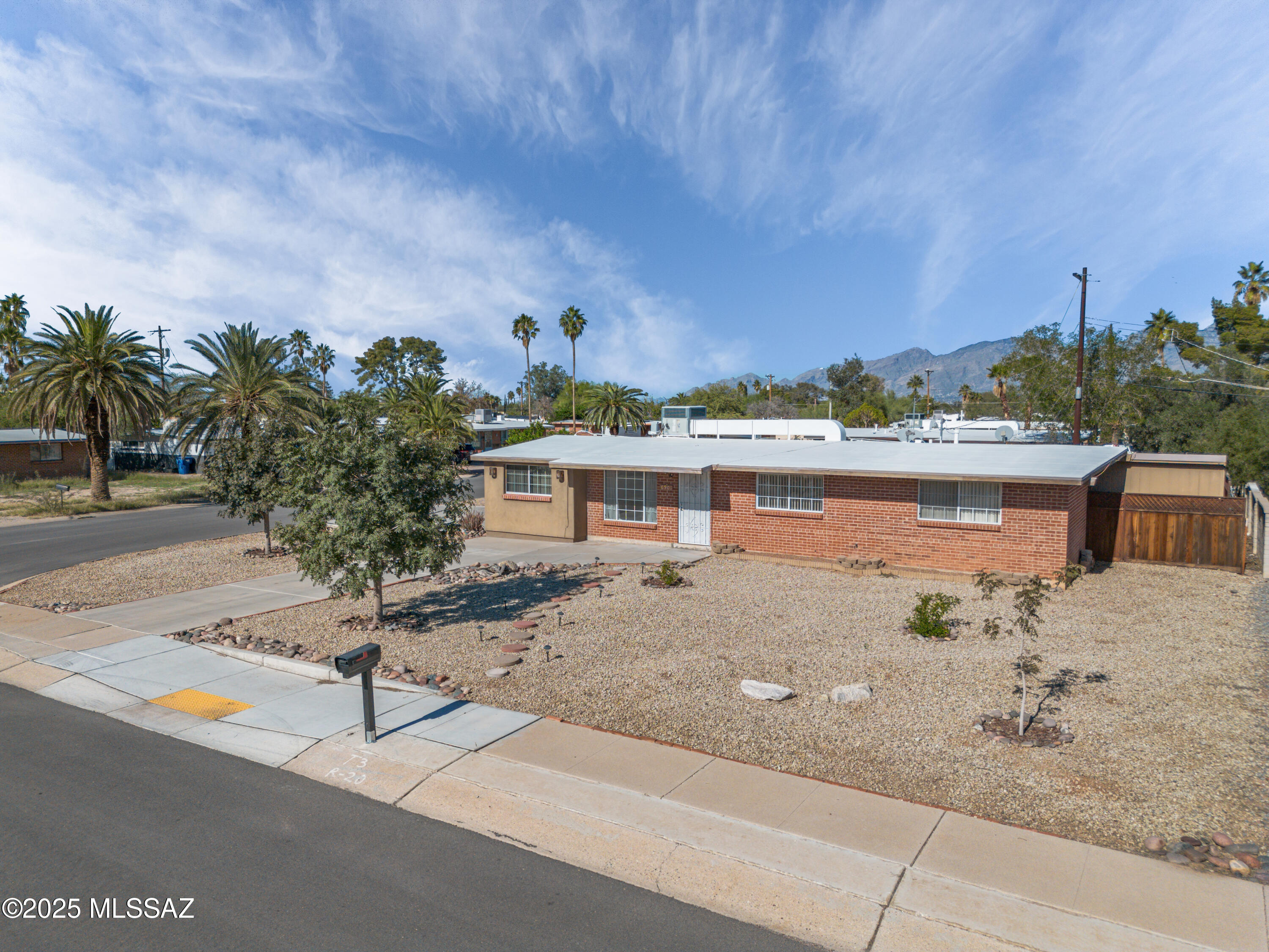 6901 E Calle Neptuno