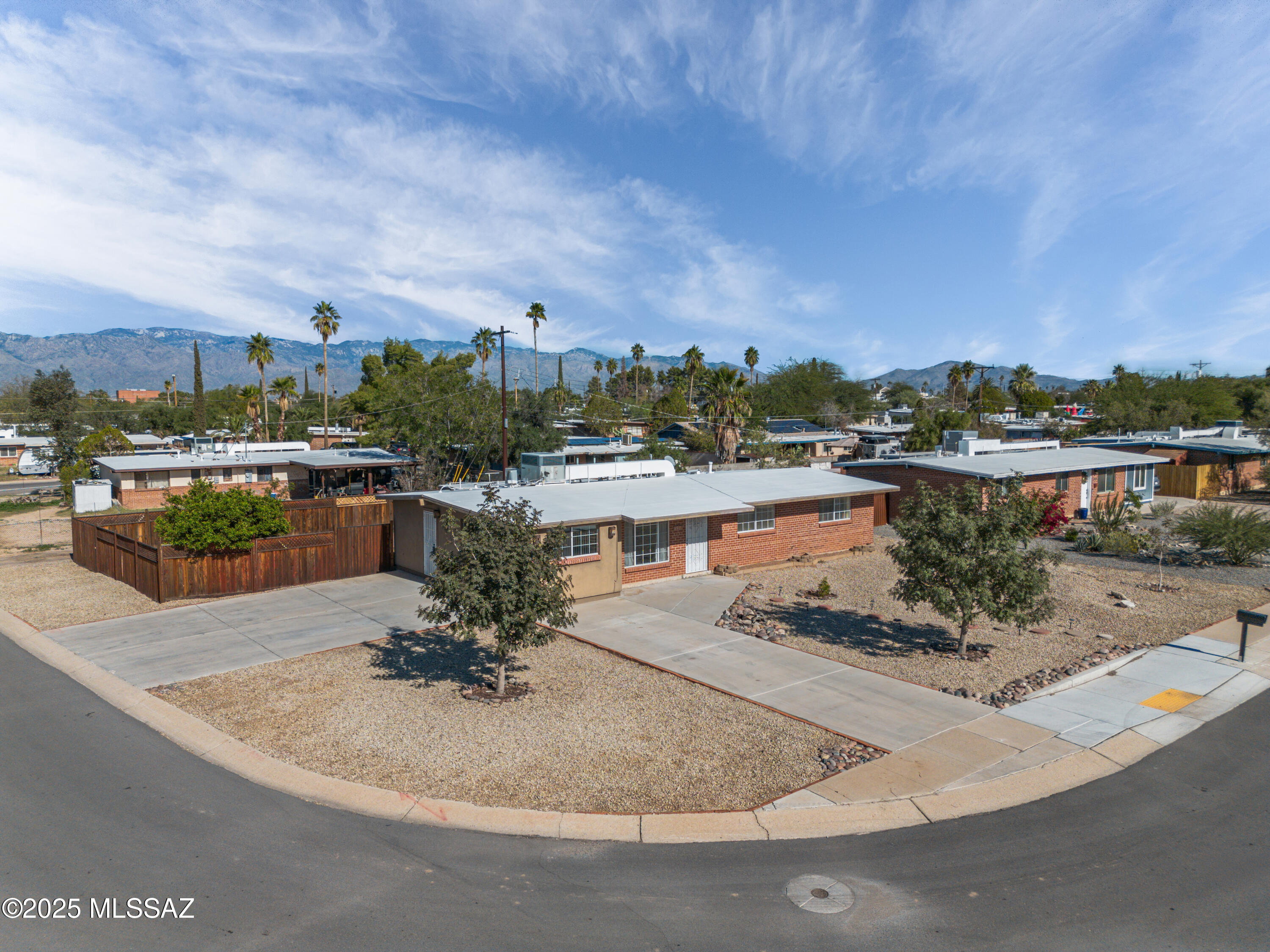 6901 E Calle Neptuno