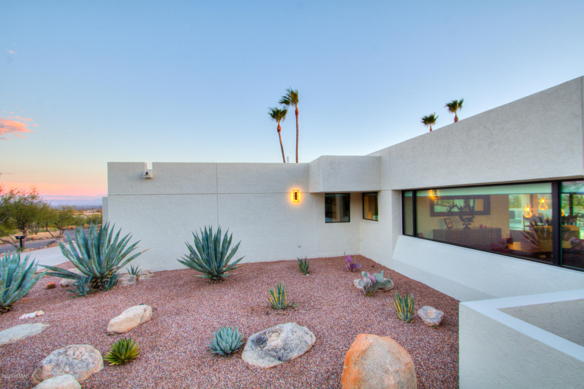 Shadow Roc (1-80) - Residential