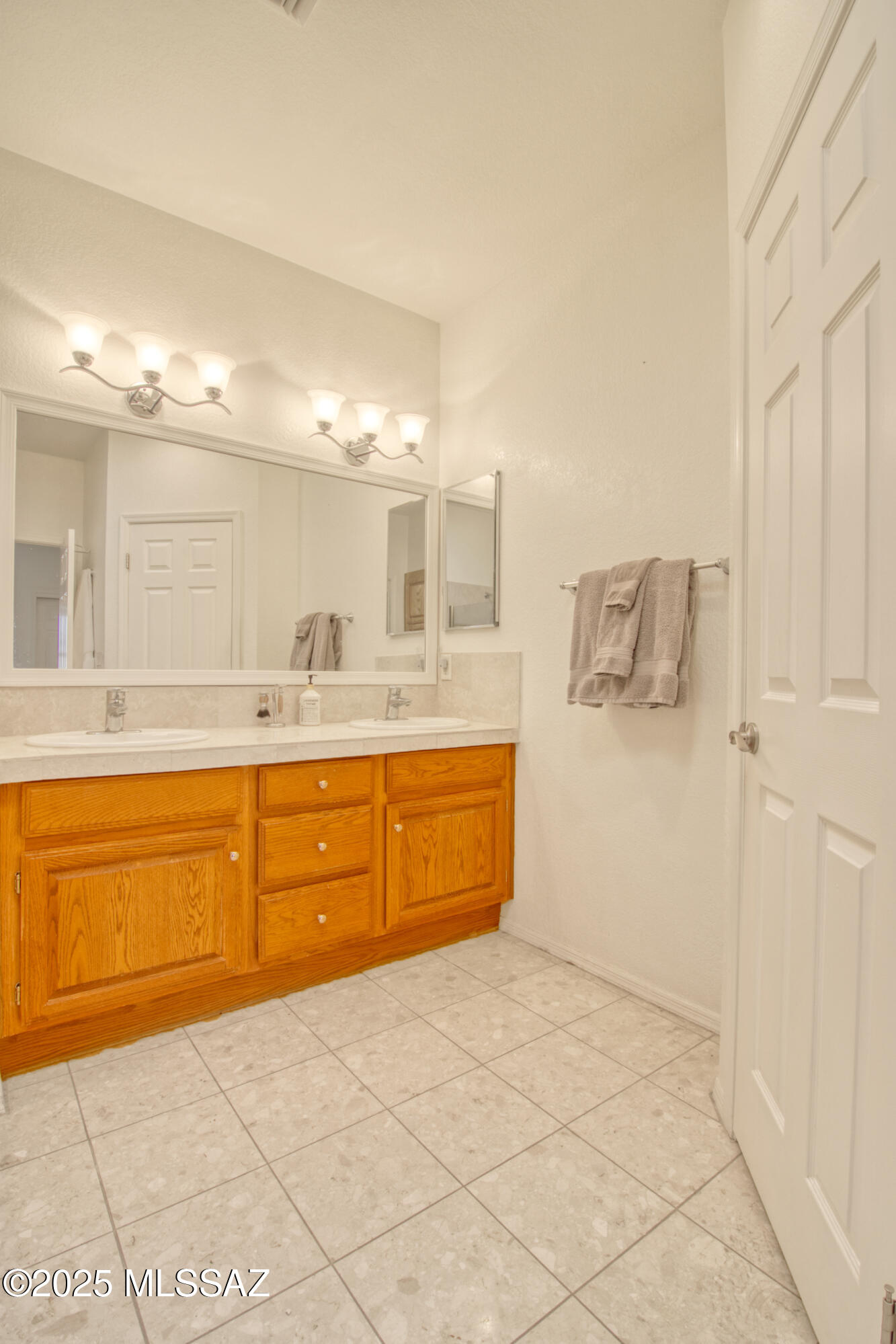 El Conquistador Resort Patio Homes (1-95) - Residential Lease