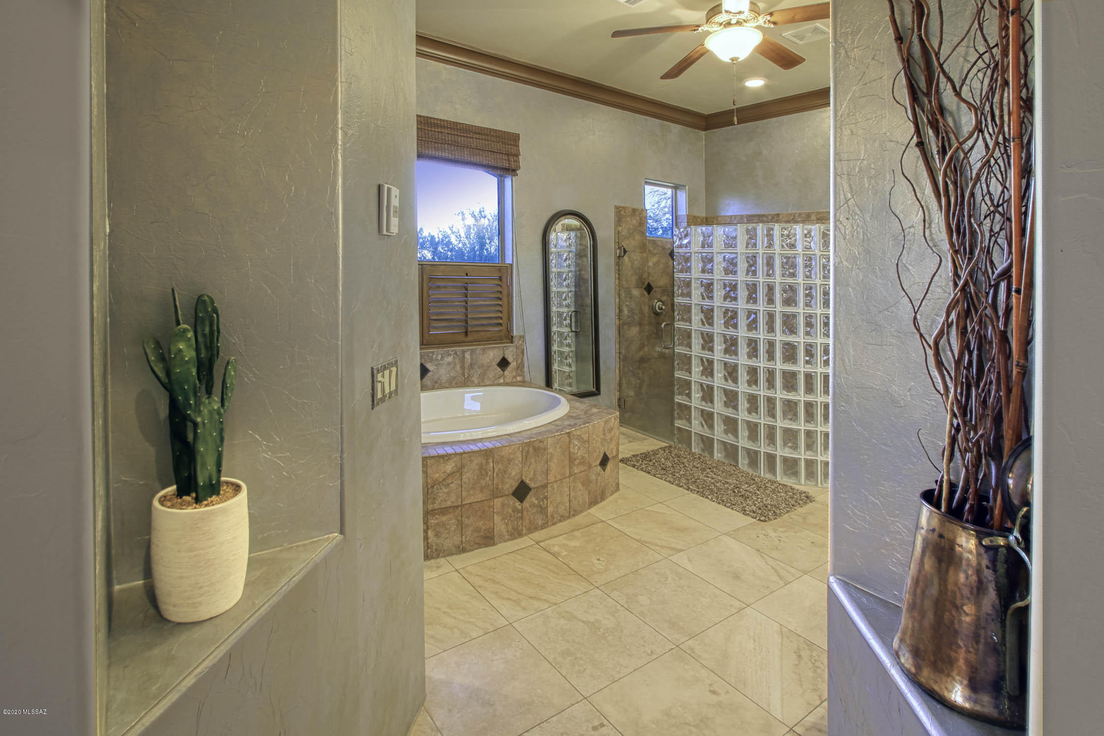 Dos Lagos at Dove Mountain (1-91) - Residential