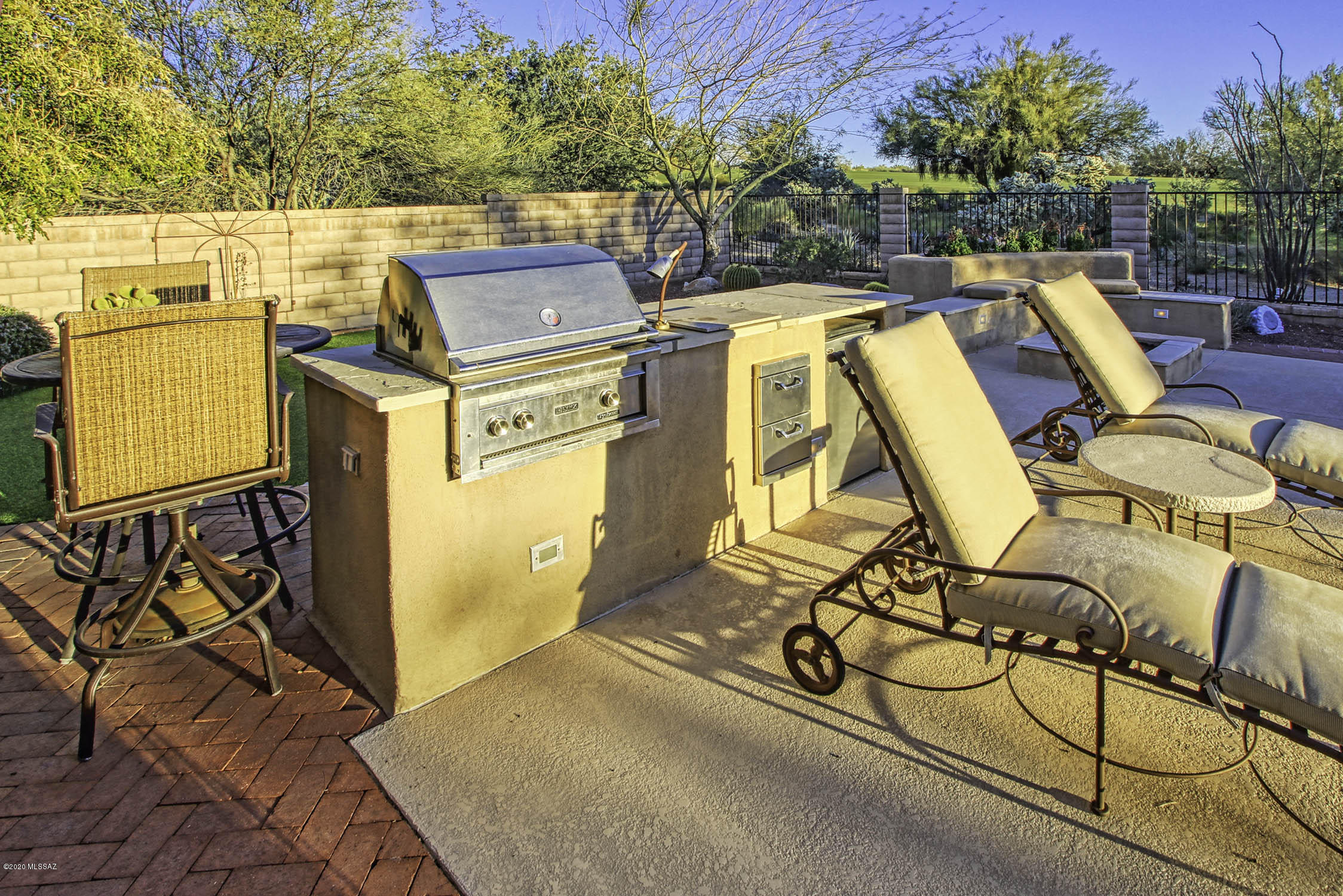 Dos Lagos at Dove Mountain (1-91) - Residential