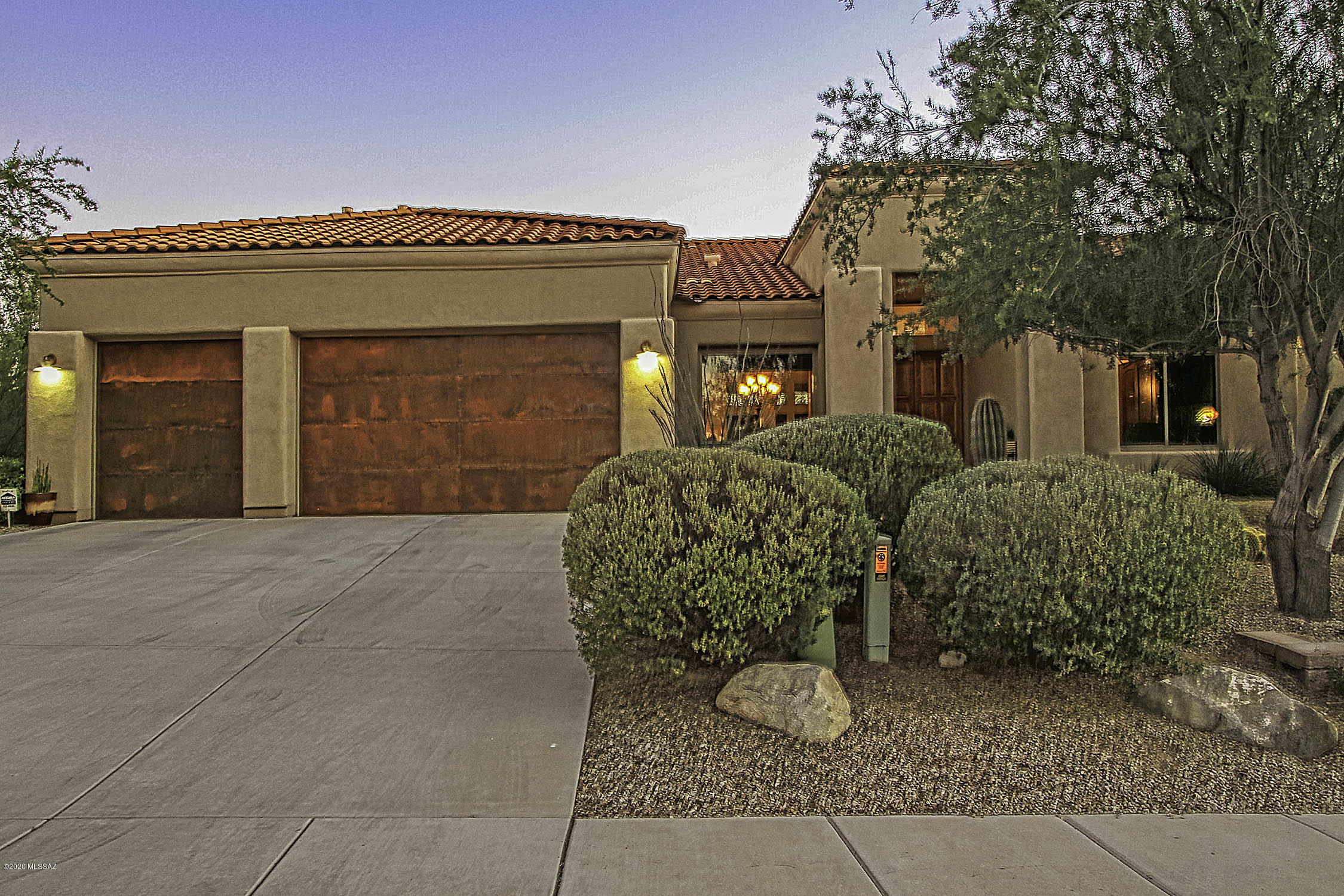 Dos Lagos at Dove Mountain (1-91) - Residential