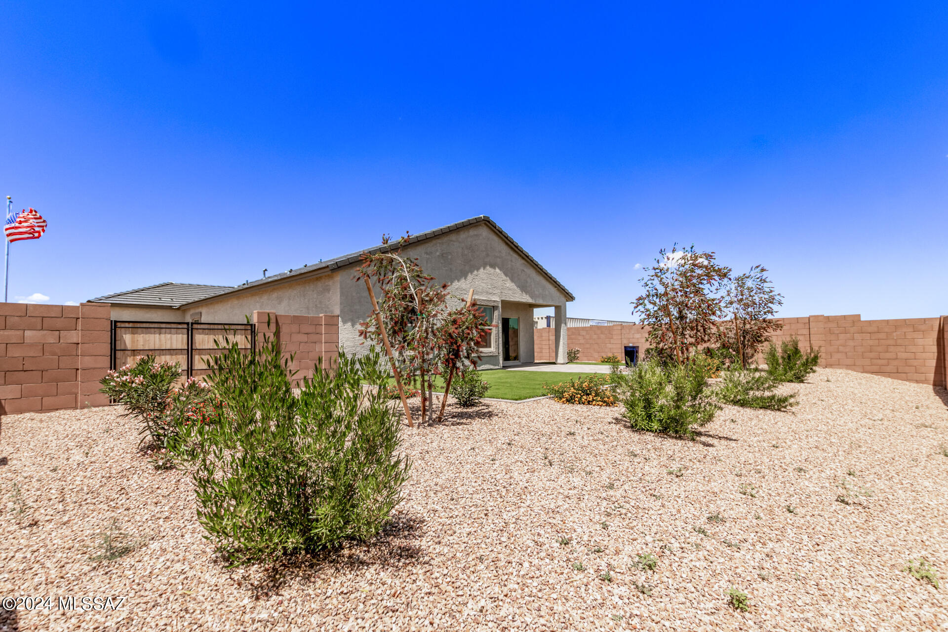 The Village at Barnett - Residential