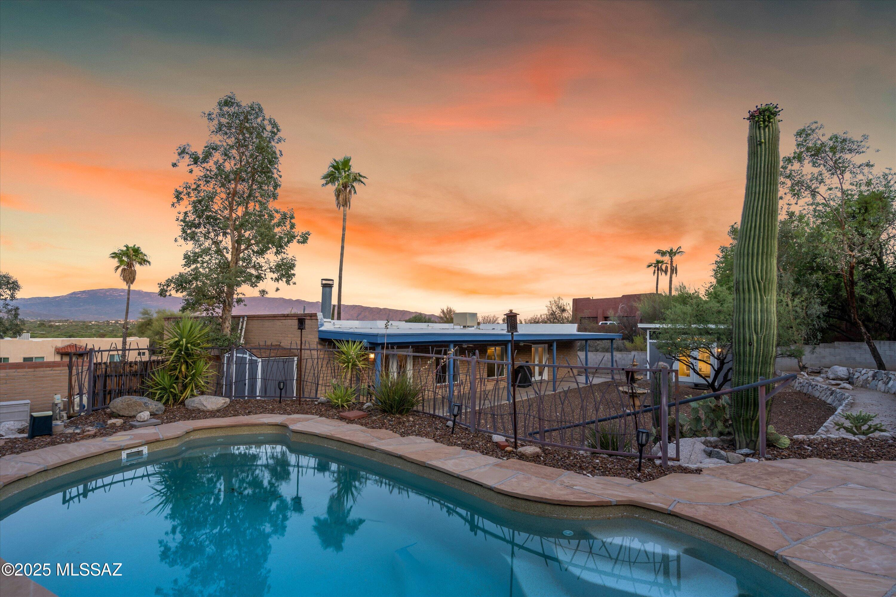 8411 E Tourmaline Drive