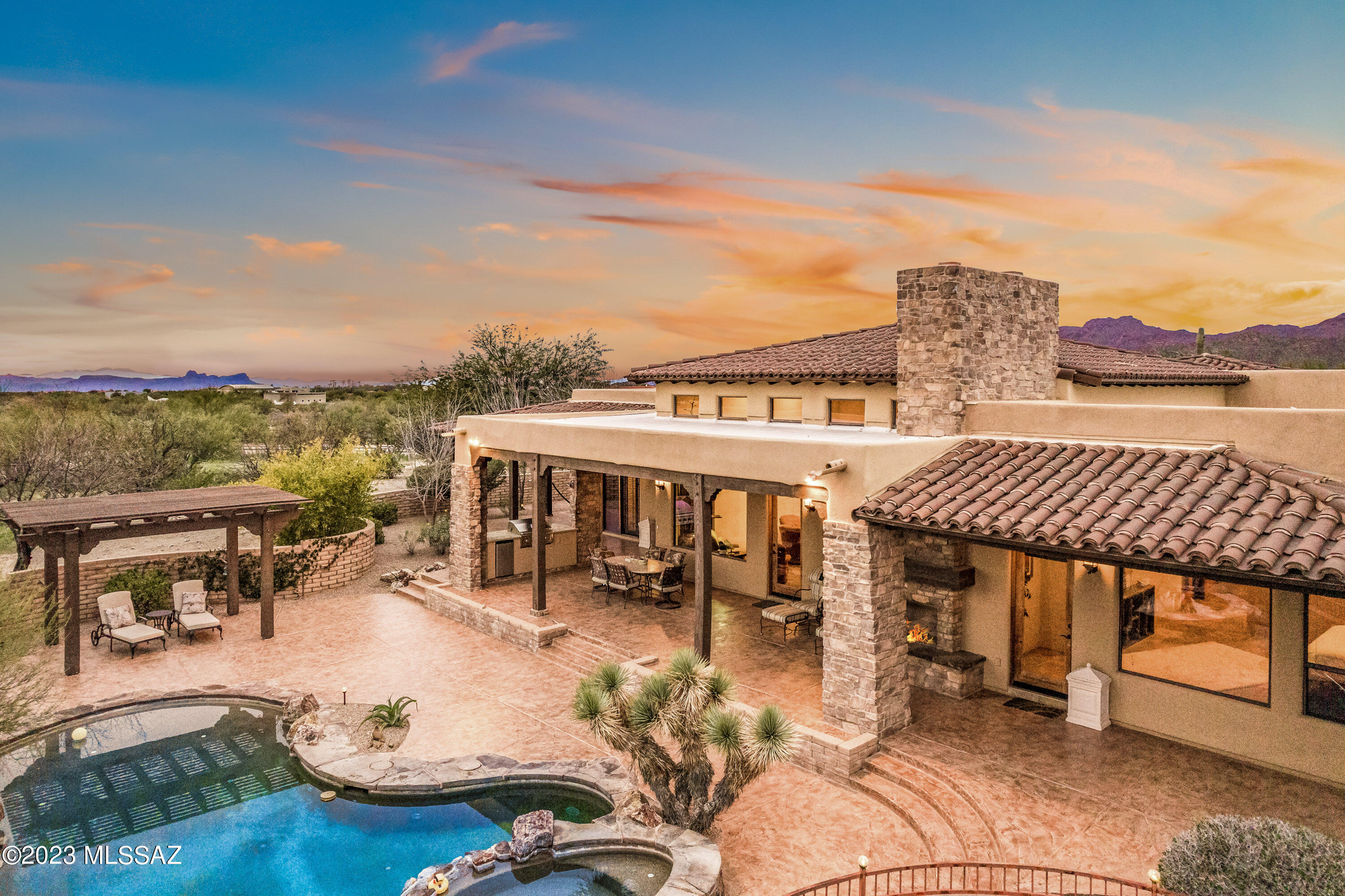 La Cholla Airpark - Residential