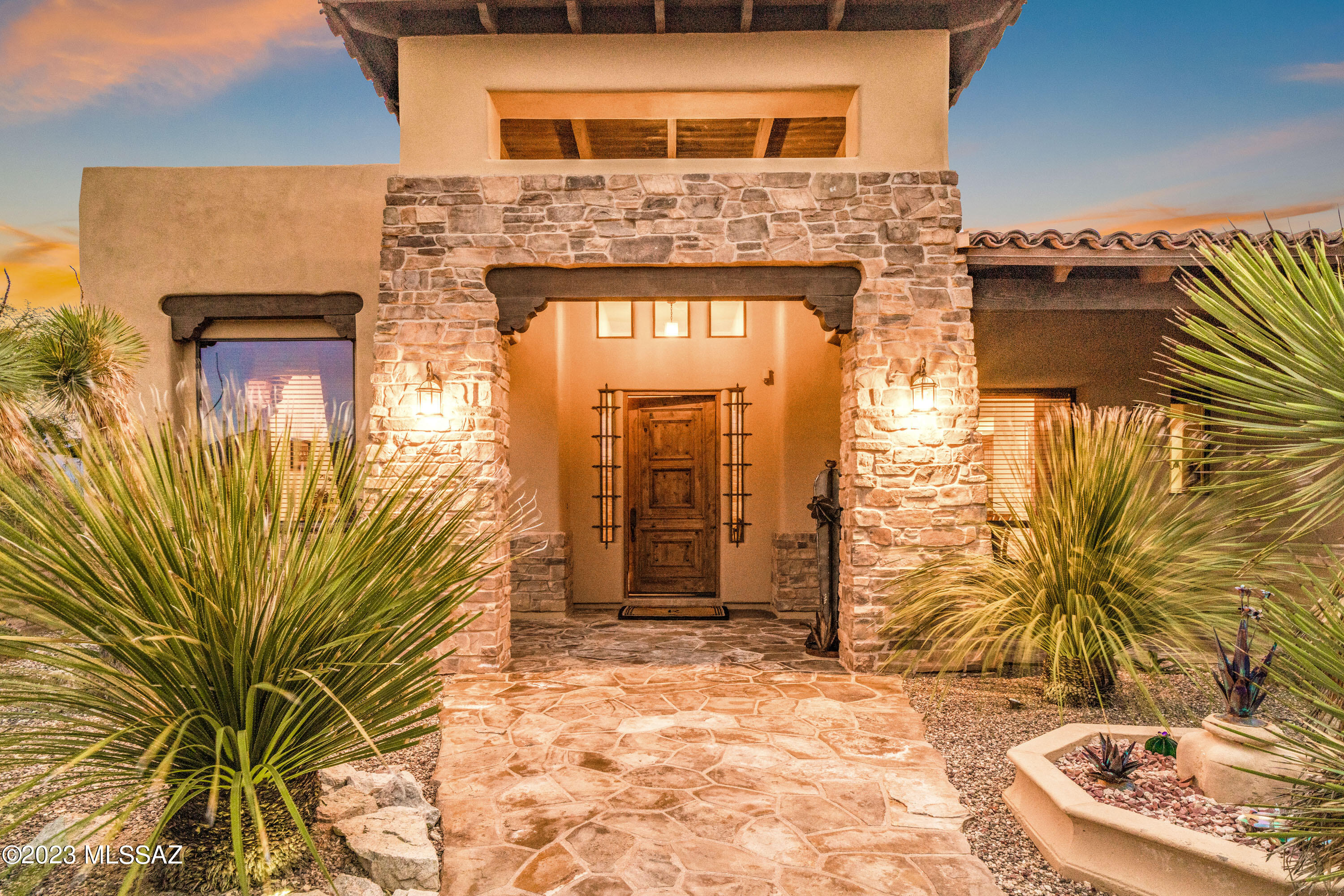 La Cholla Airpark - Residential
