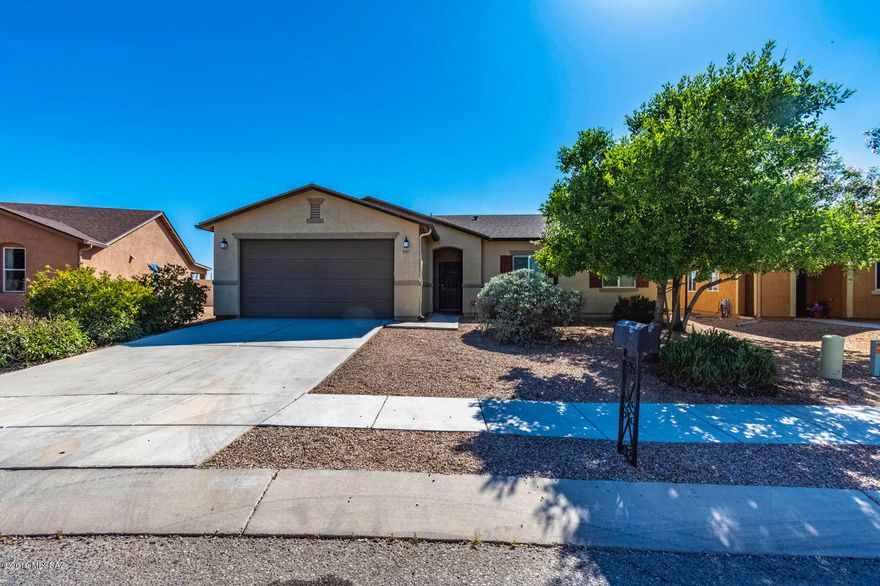 Awesome home that is move in ready. Work has already been done so all you need to do is unpack. Open spacious floorplan.
Nice sized kitchen with island and tons of cabinet and counter space. Good sized bedrooms. New tile and carpet. Interior and
exterior just painted. Built in 2009. Large backyard with plenty of room for pool or play area. This one is a must see property!