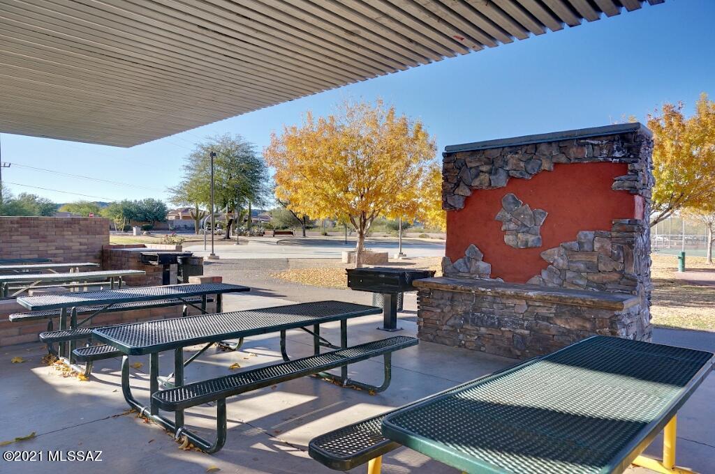 Stoneridge (1-71) - Residential