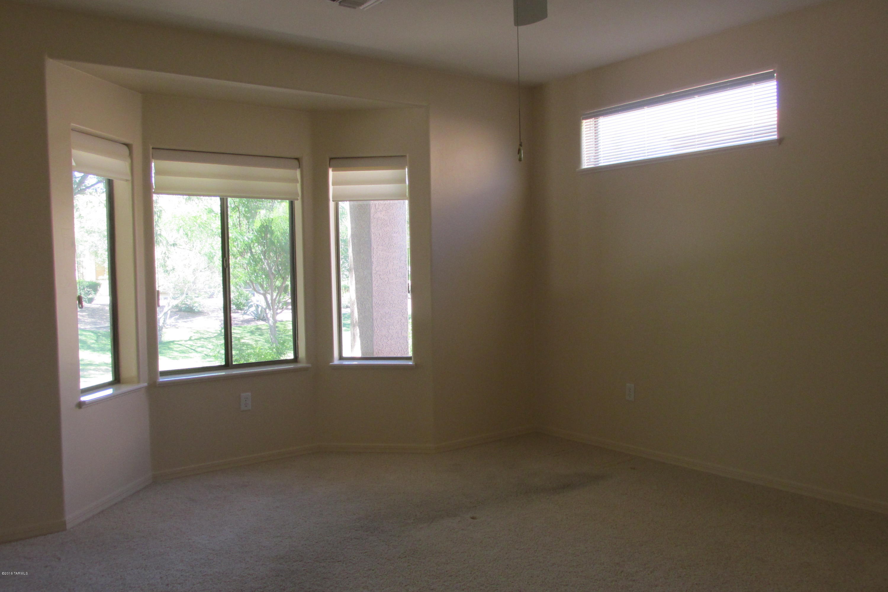 Las Campanas Village (1-111) - Residential