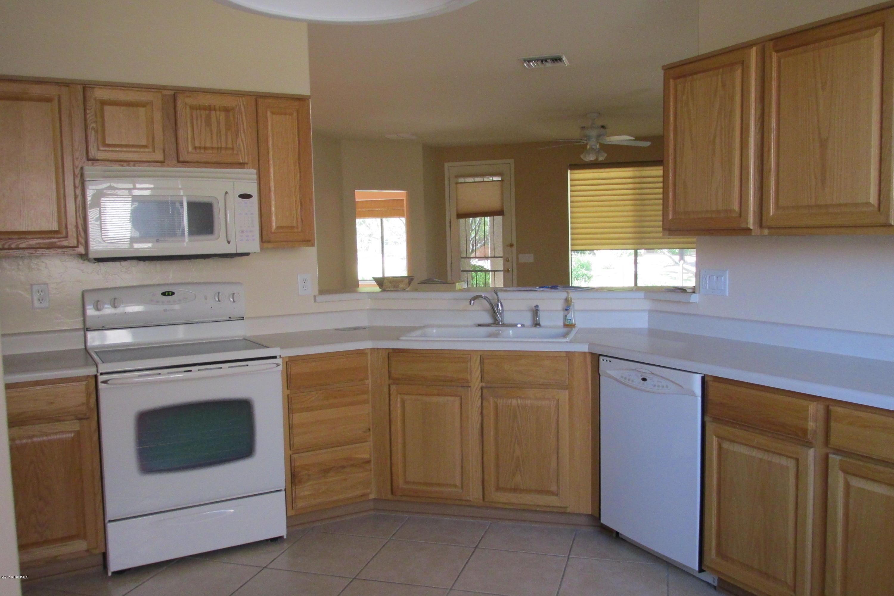Las Campanas Village (1-111) - Residential