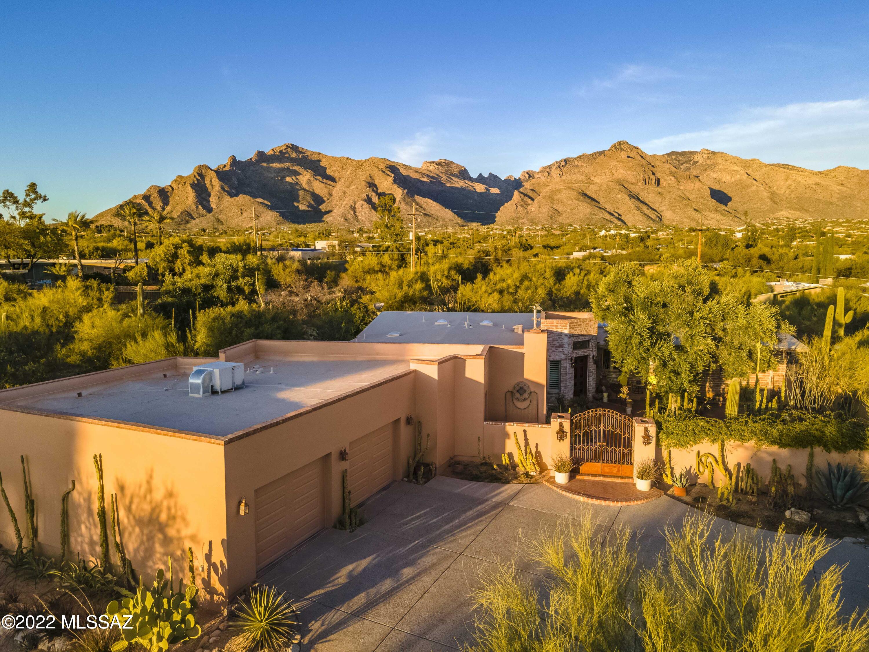 Casas Adobes Estates NO. 3-A - Residential