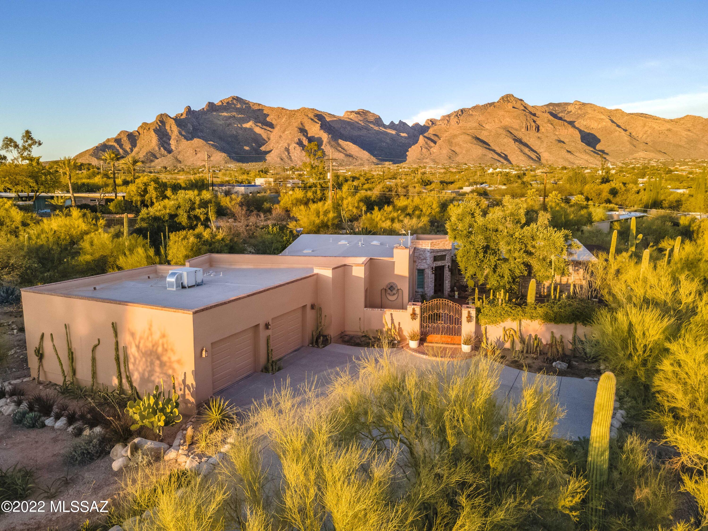 Casas Adobes Estates NO. 3-A - Residential
