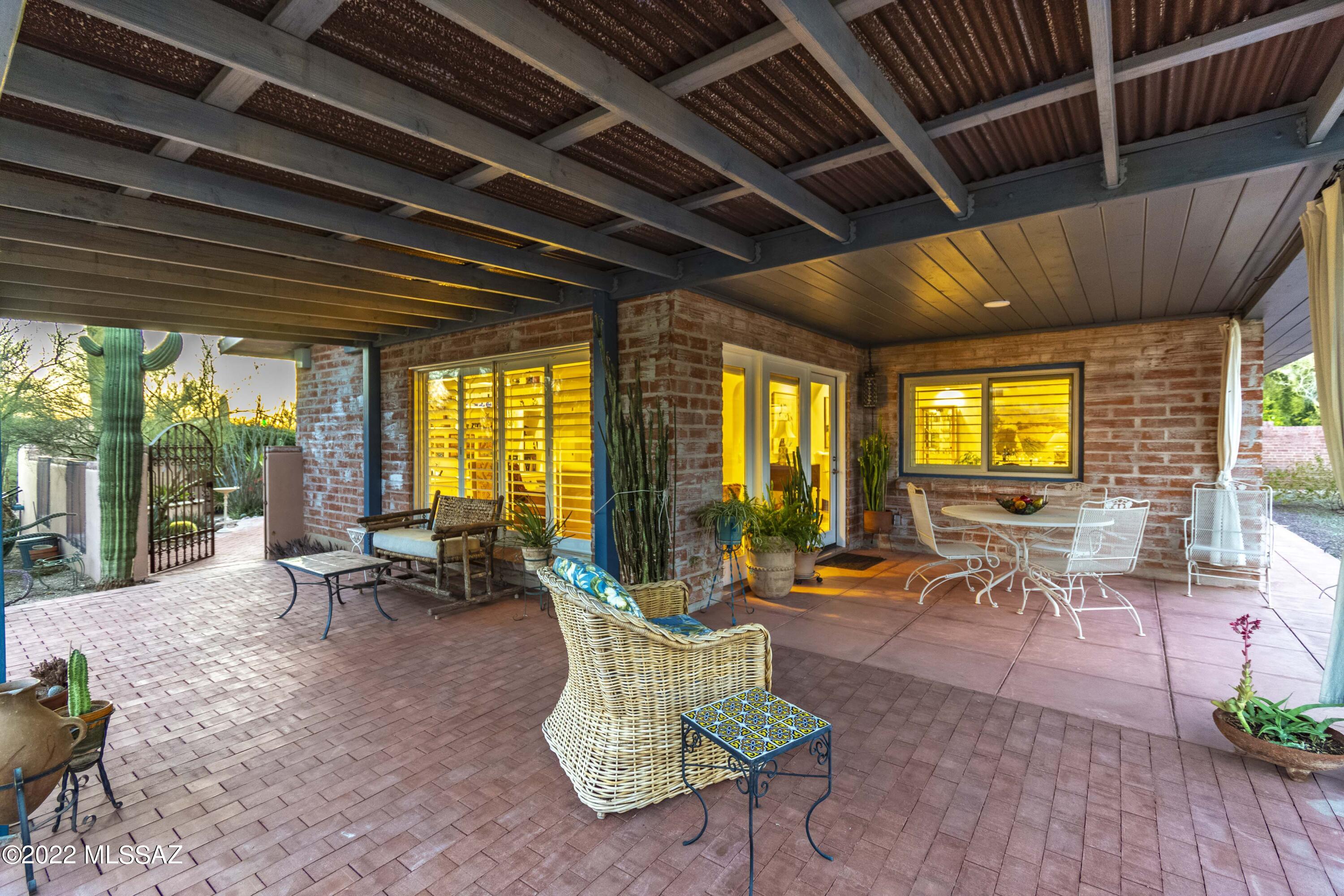 Casas Adobes Estates NO. 3-A - Residential