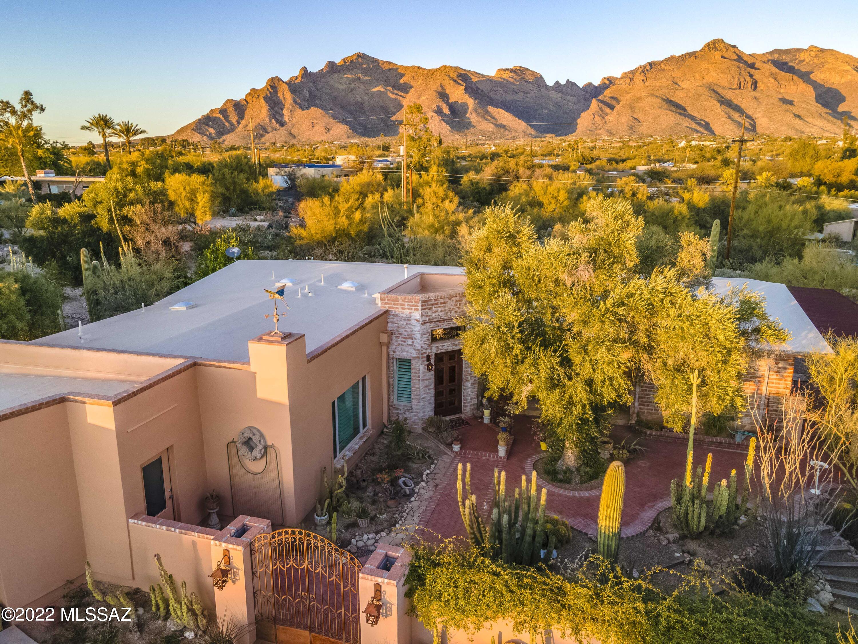 Casas Adobes Estates NO. 3-A - Residential