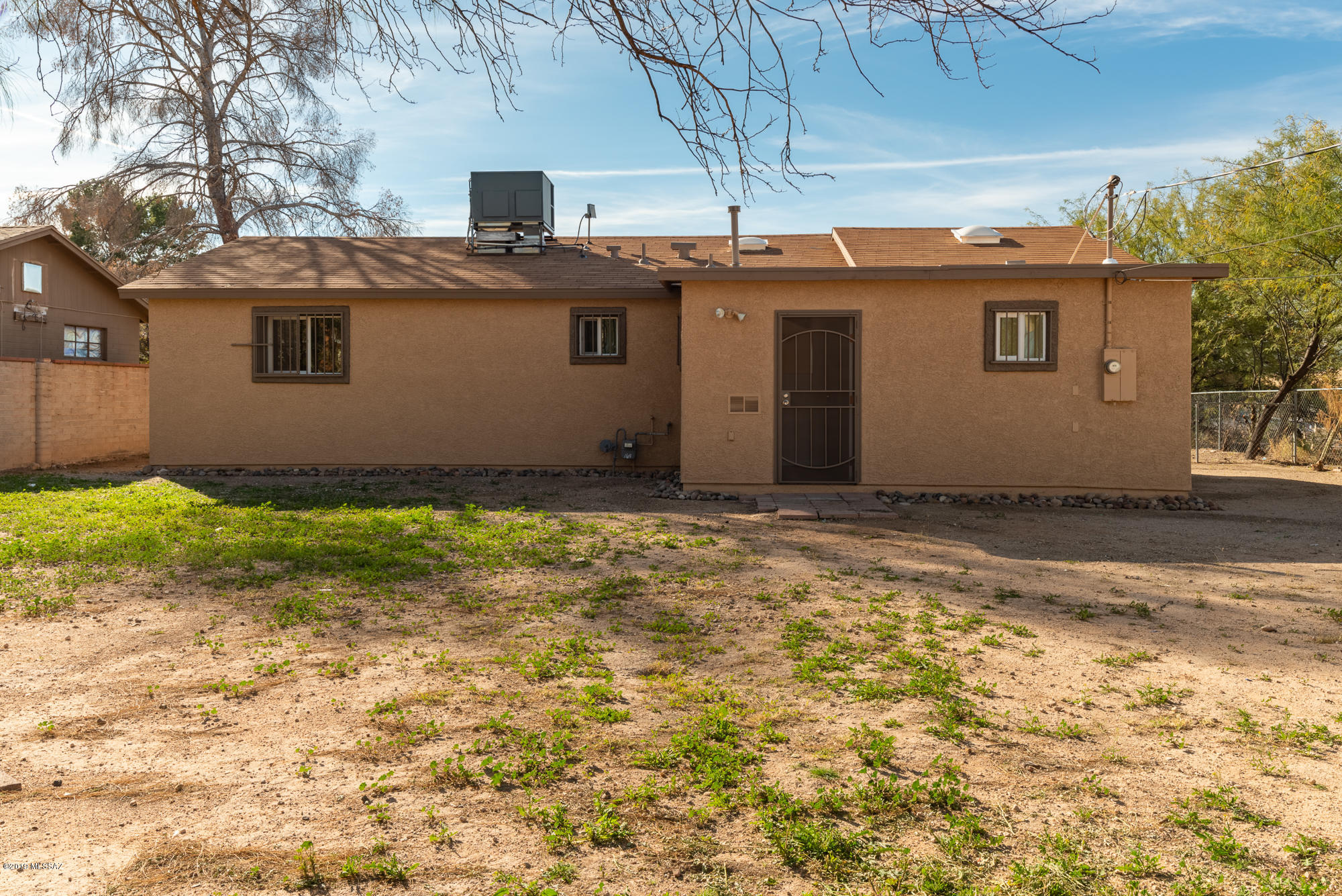 Mission Manor - Residential