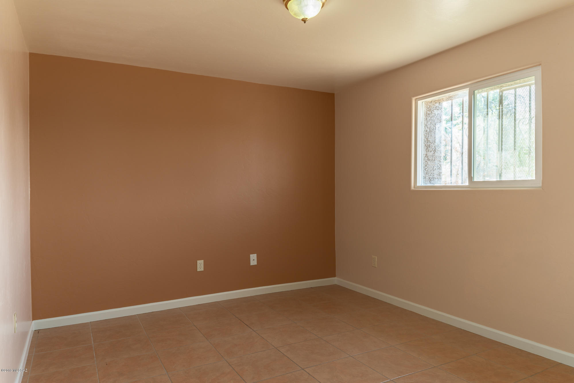 Mission Manor - Residential