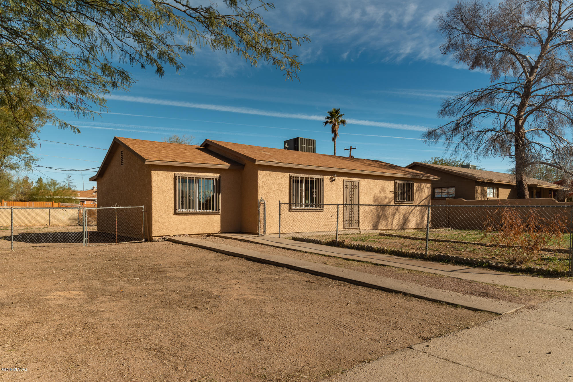 Mission Manor - Residential