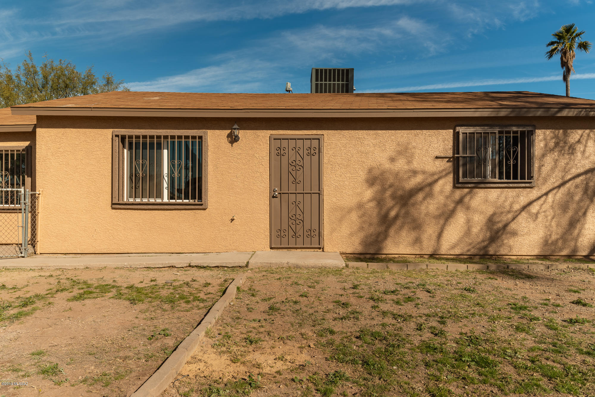 Mission Manor - Residential