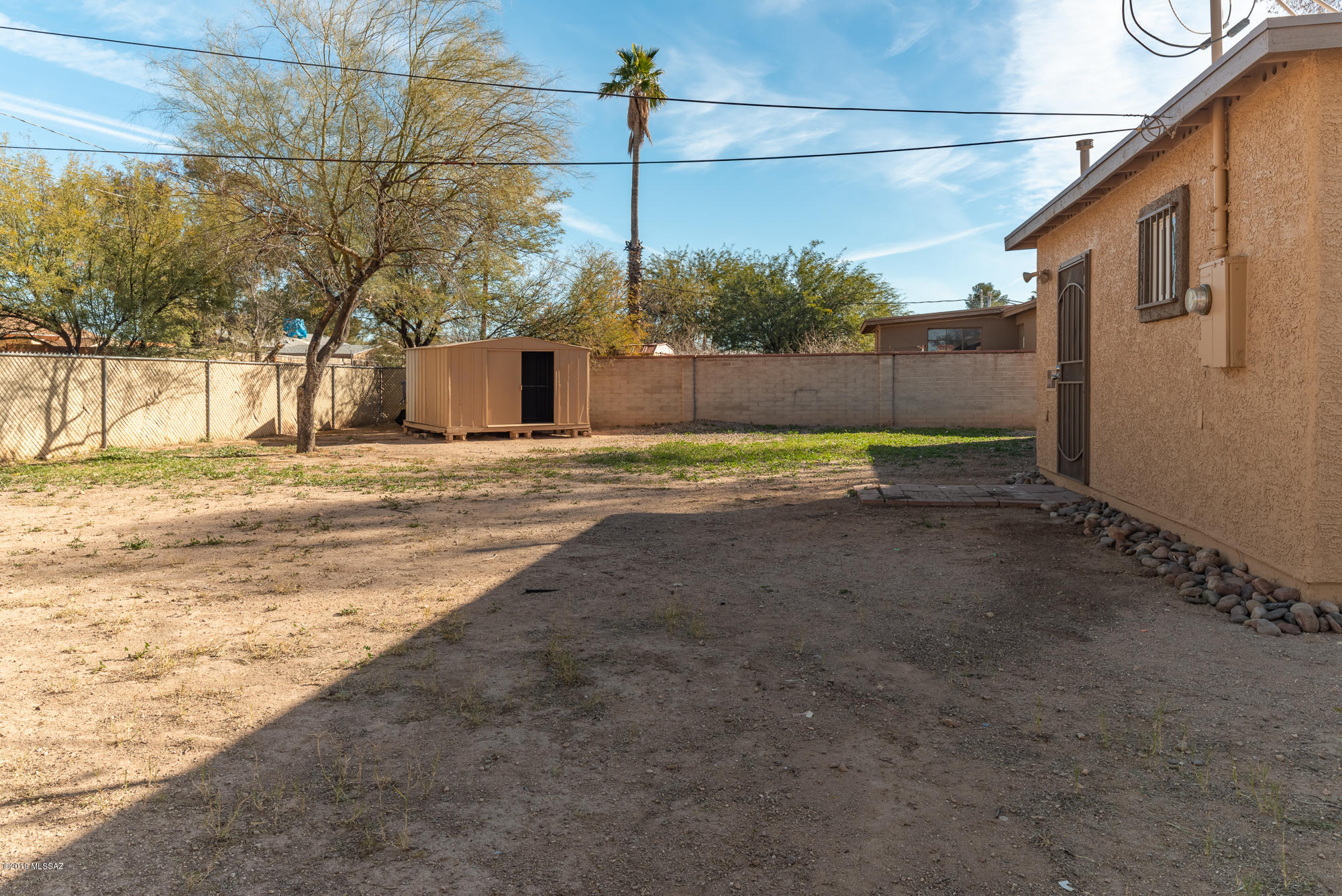 Mission Manor - Residential