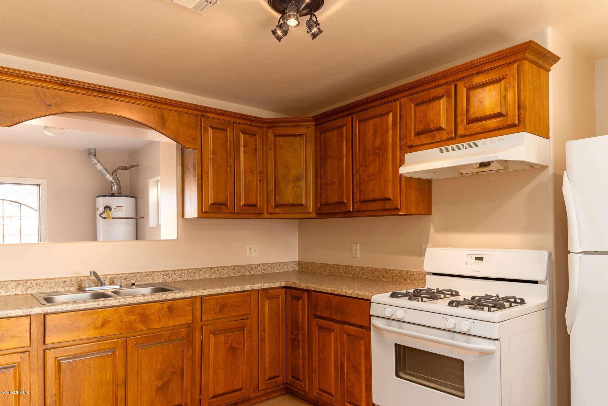Mission Manor - Residential