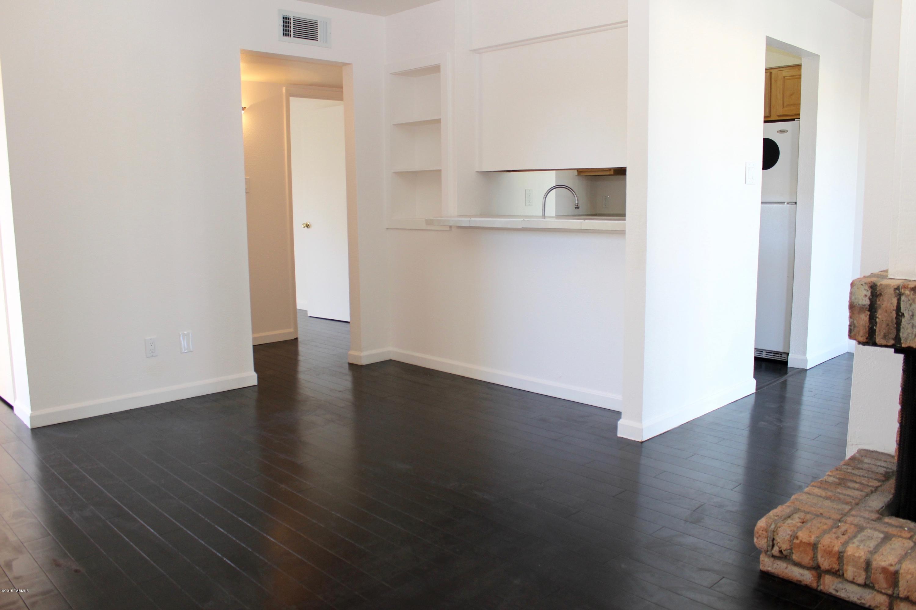 Las Colinas Condominiums - Residential