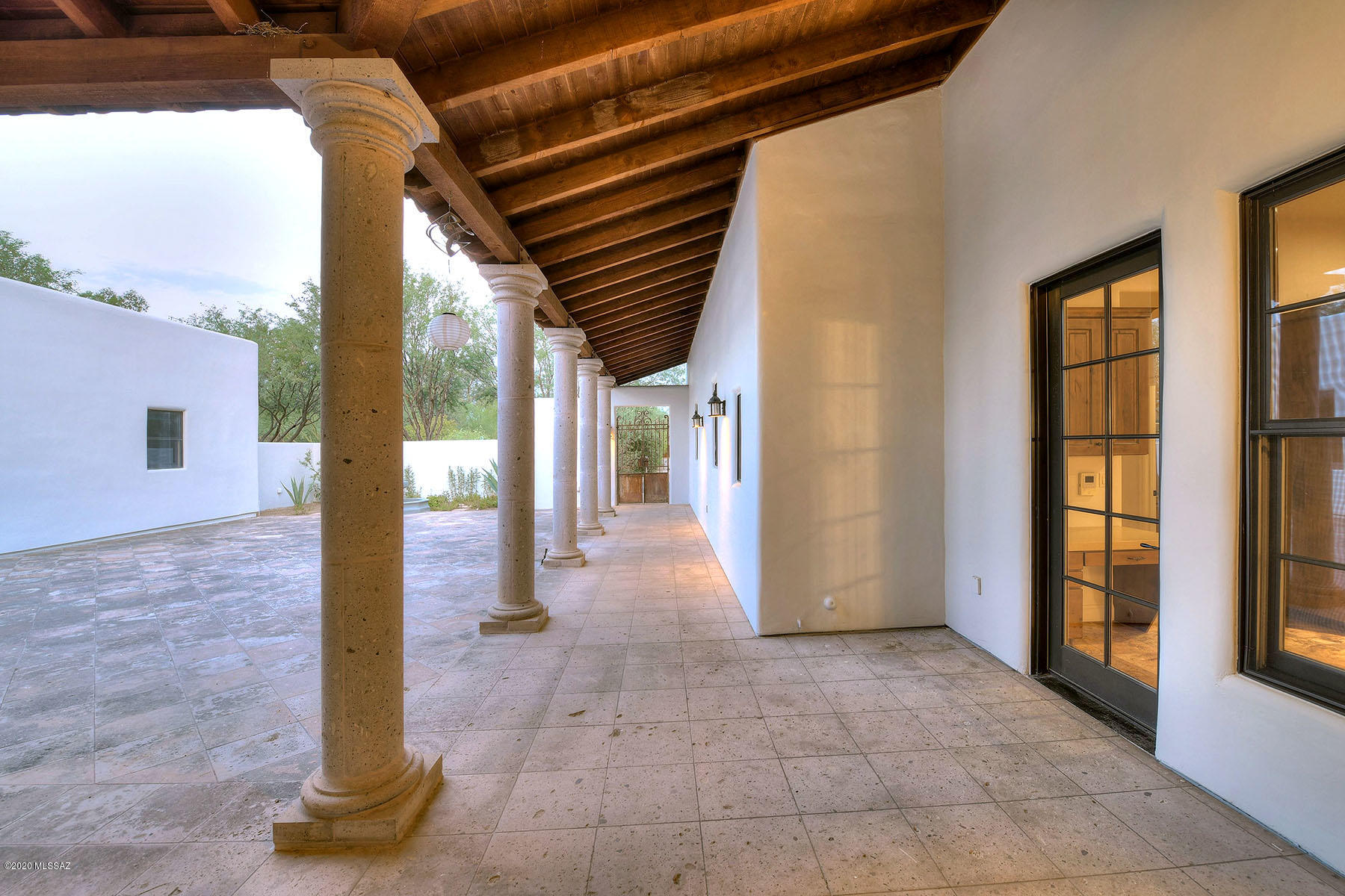 El Rancho Merlita (1-16) - Residential