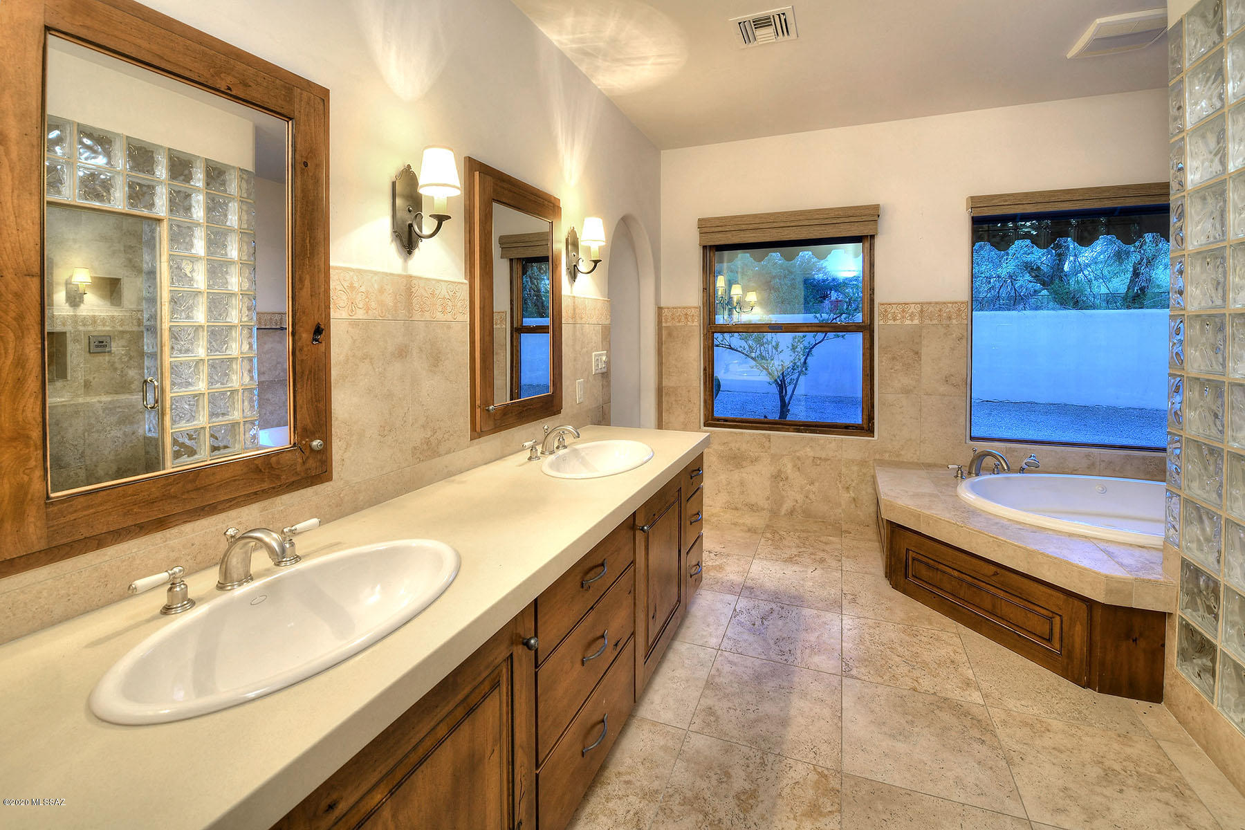 El Rancho Merlita (1-16) - Residential