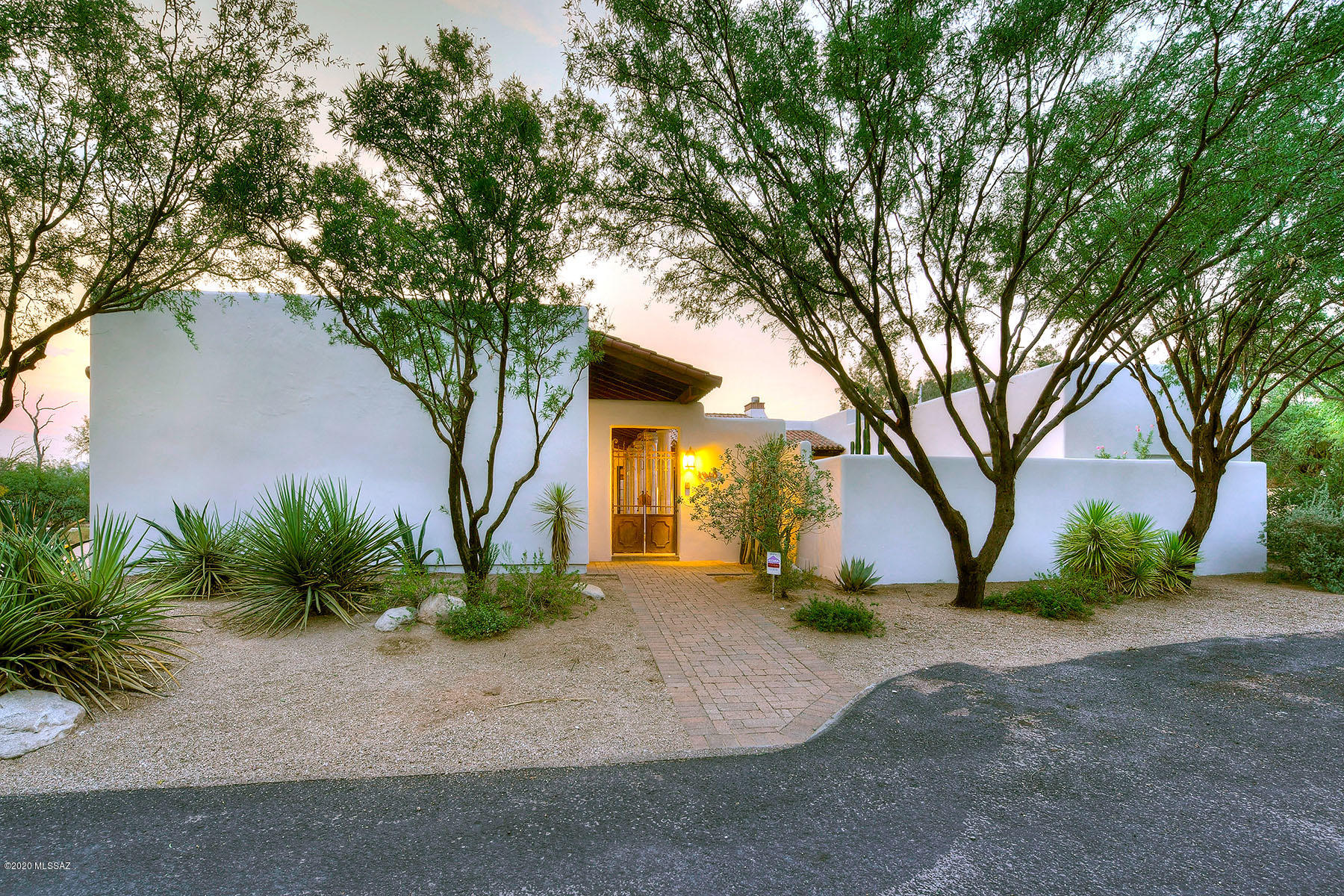 El Rancho Merlita (1-16) - Residential