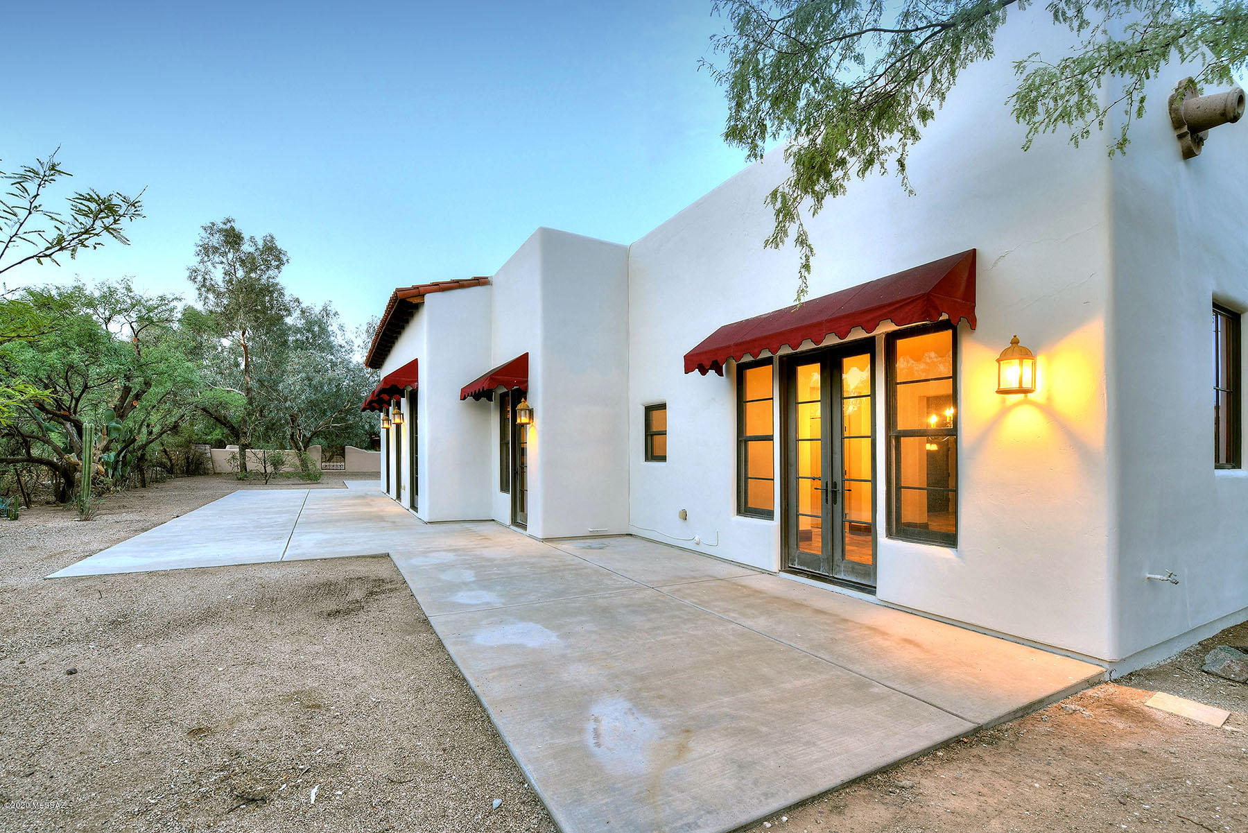 El Rancho Merlita (1-16) - Residential