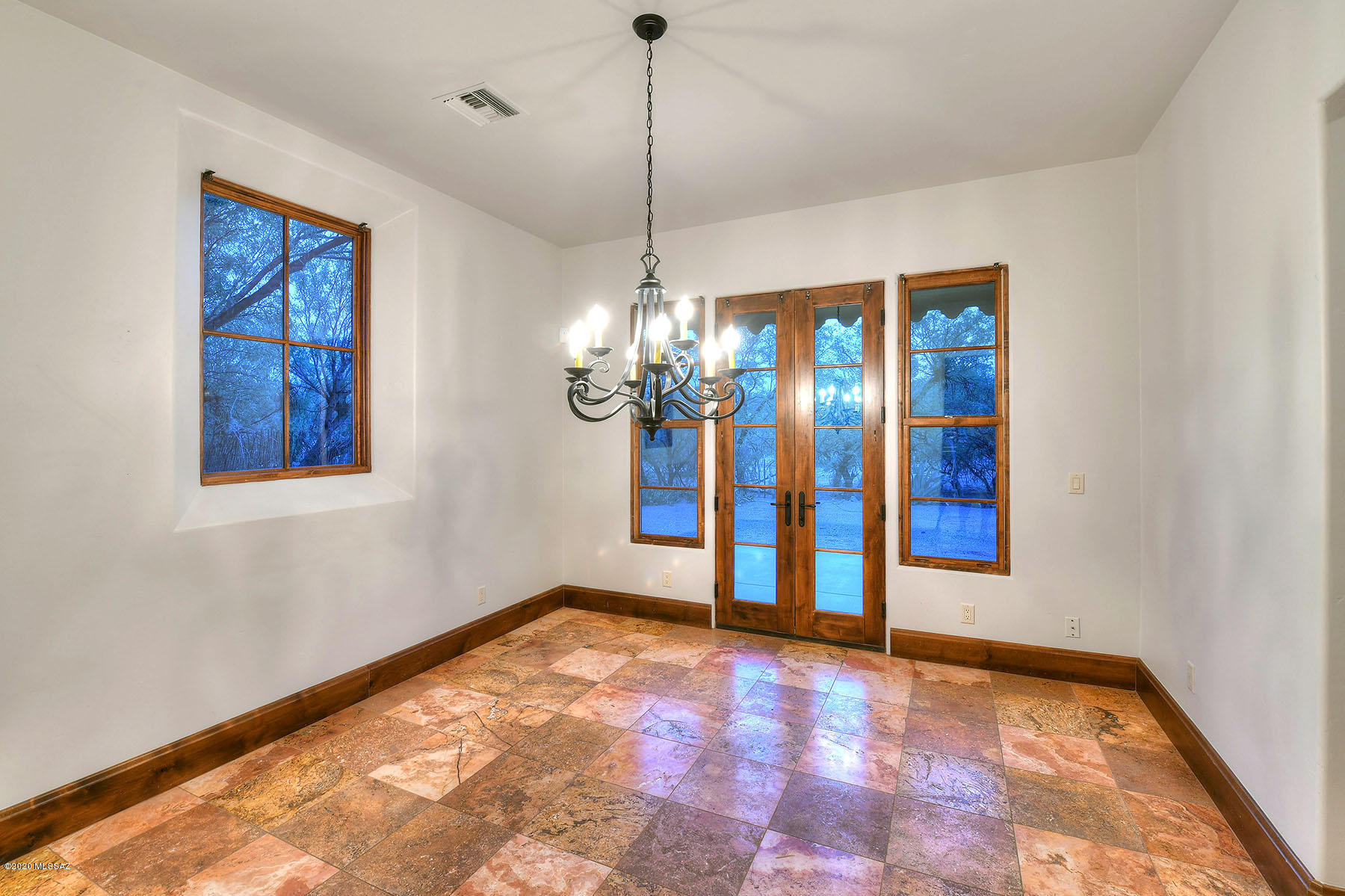 El Rancho Merlita (1-16) - Residential
