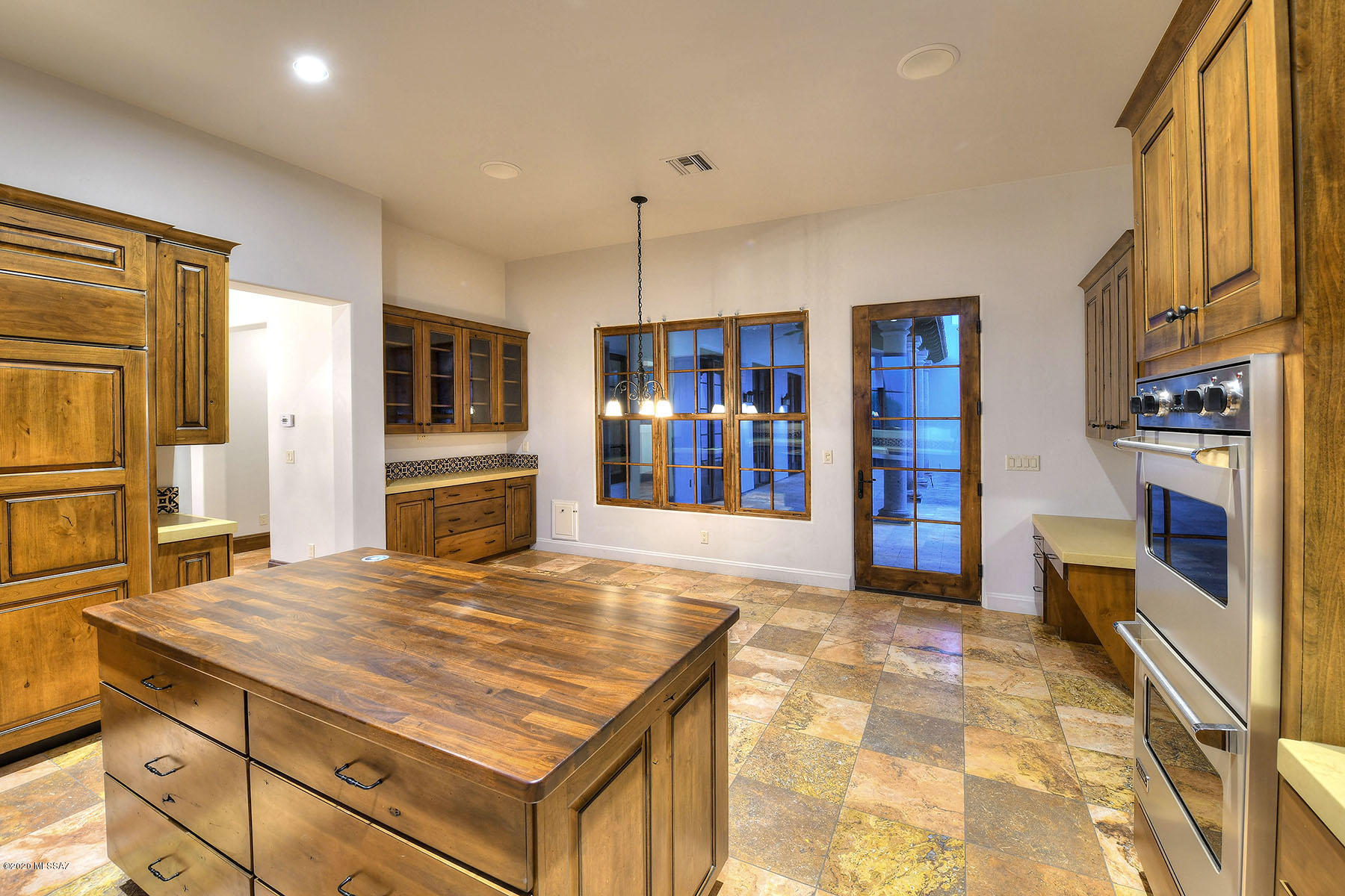 El Rancho Merlita (1-16) - Residential