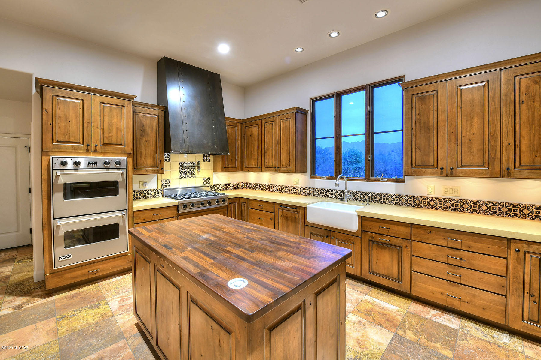 El Rancho Merlita (1-16) - Residential